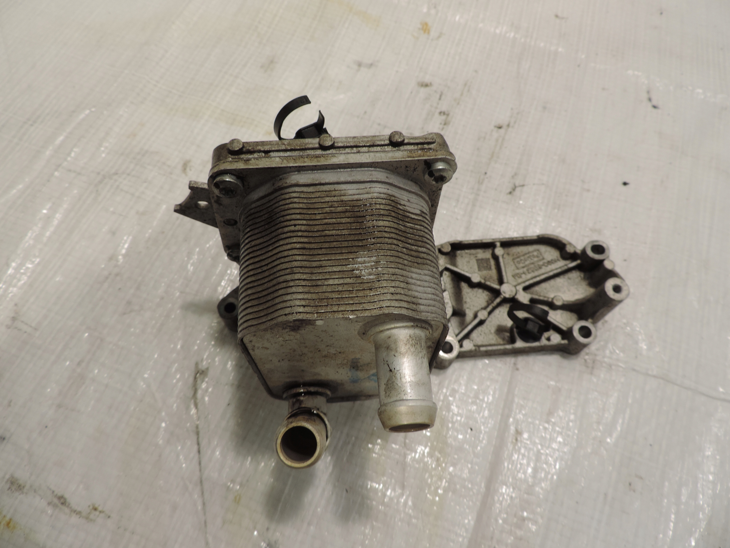 PODSTAWA FILTRA OLEJU FORD KUGA MK3 2.0 ECOBLUE HG9Q-6B624-BA Numer katalogowy części HG9Q-6B624-BA