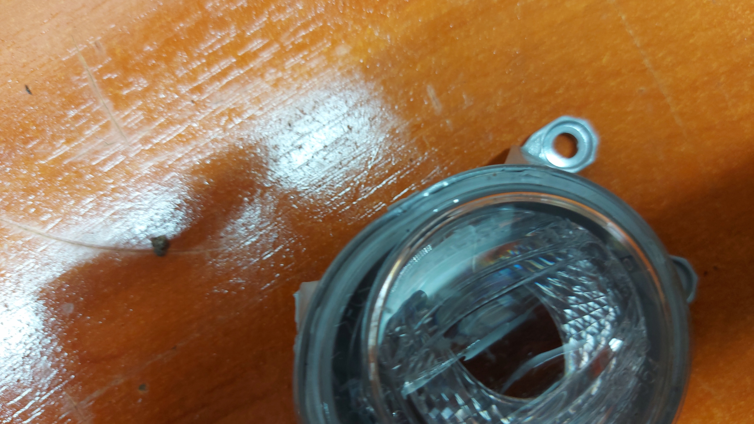 fog light left front TOYOTA COROLLA E21 YARIS IV