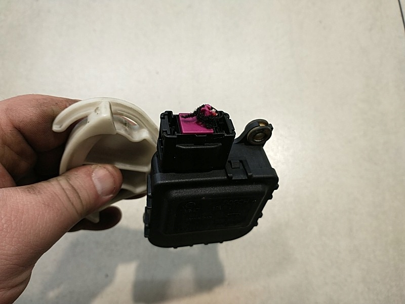 Micro moteur Bloc de chauffage complet AUDI A4 B5 LIFT 1.8 T 013280