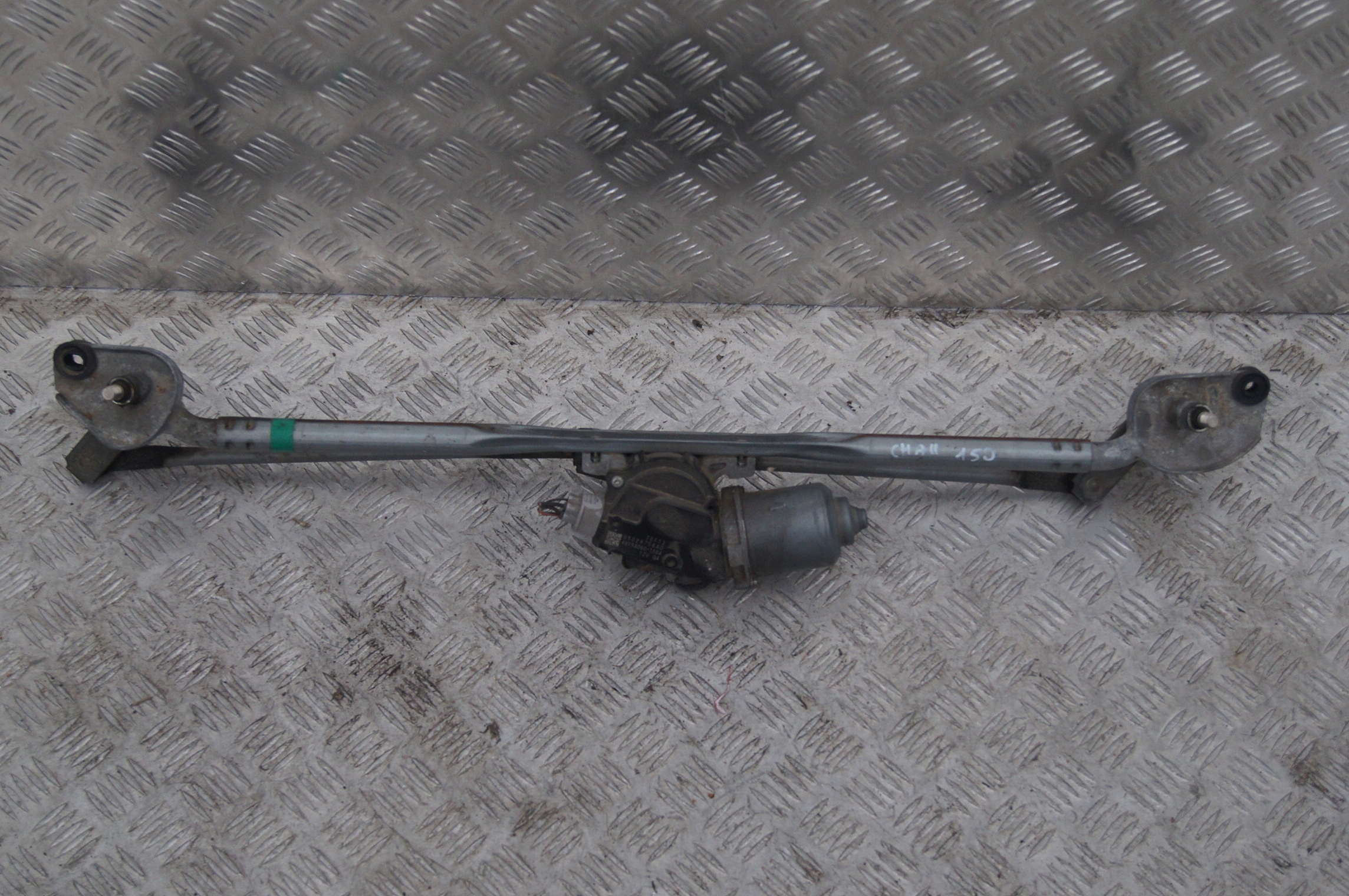 05028756AD - Dodge Challenger Lift механізм склоочисника 15-