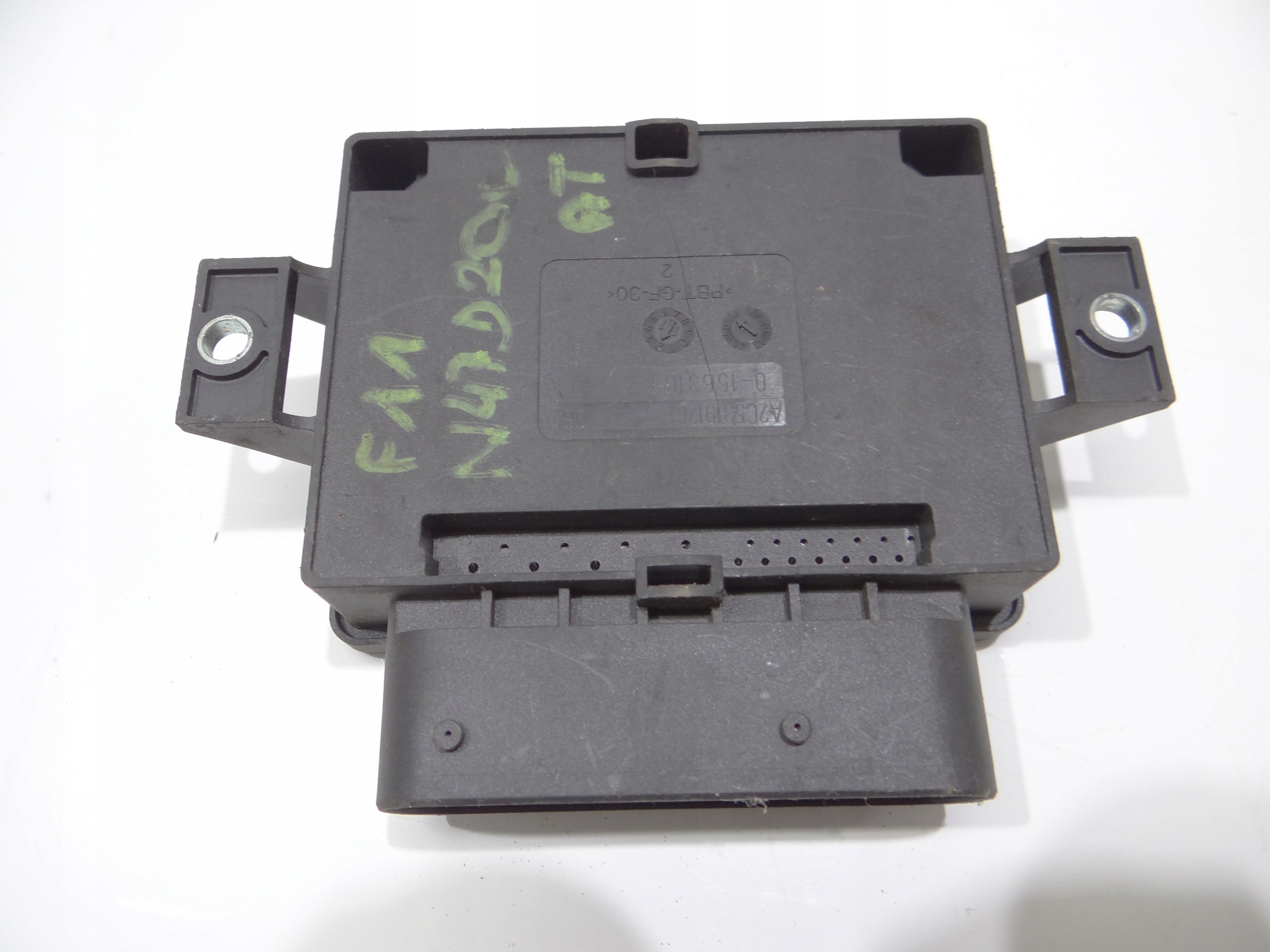 module control unit electric brake BMW F11 N47D20C 6853703 AUTOMAT
