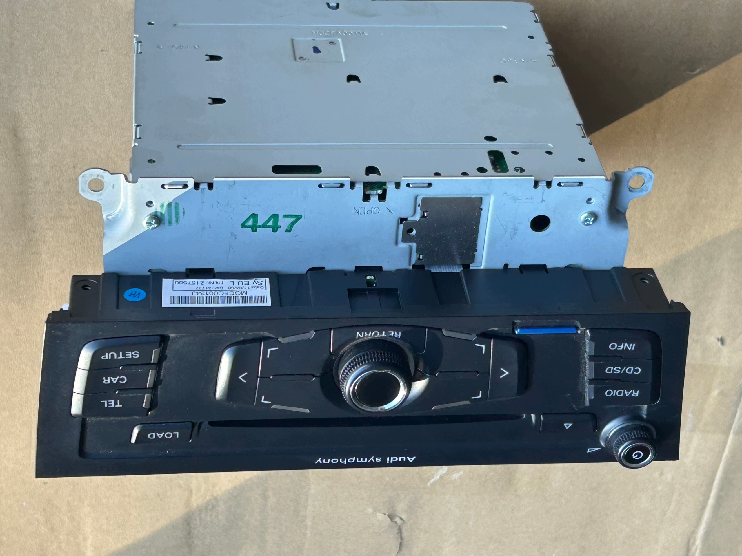 AUDI A4 B8 ORYGINALNE RADIO 8T1035195C