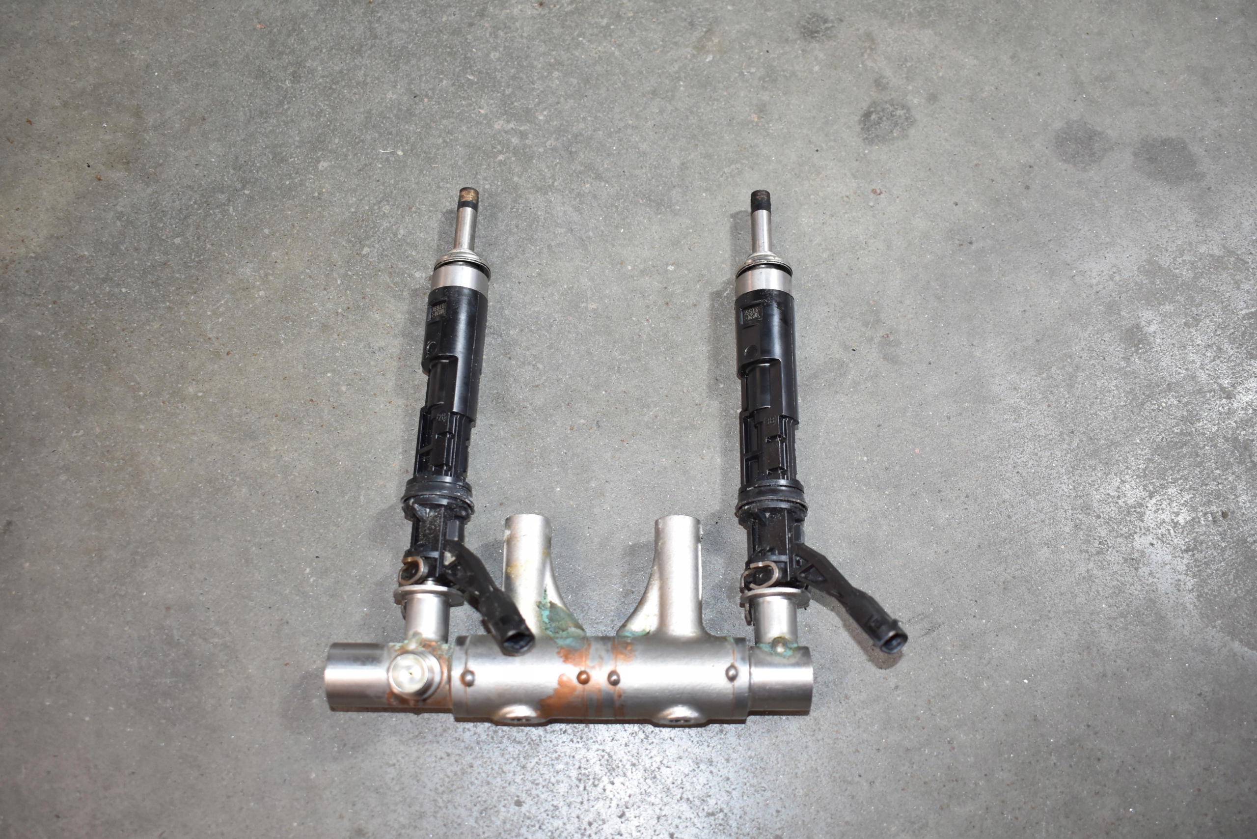 IDEALNA injection ramp left + nozzles PORSCHE 718 982 DDP 1