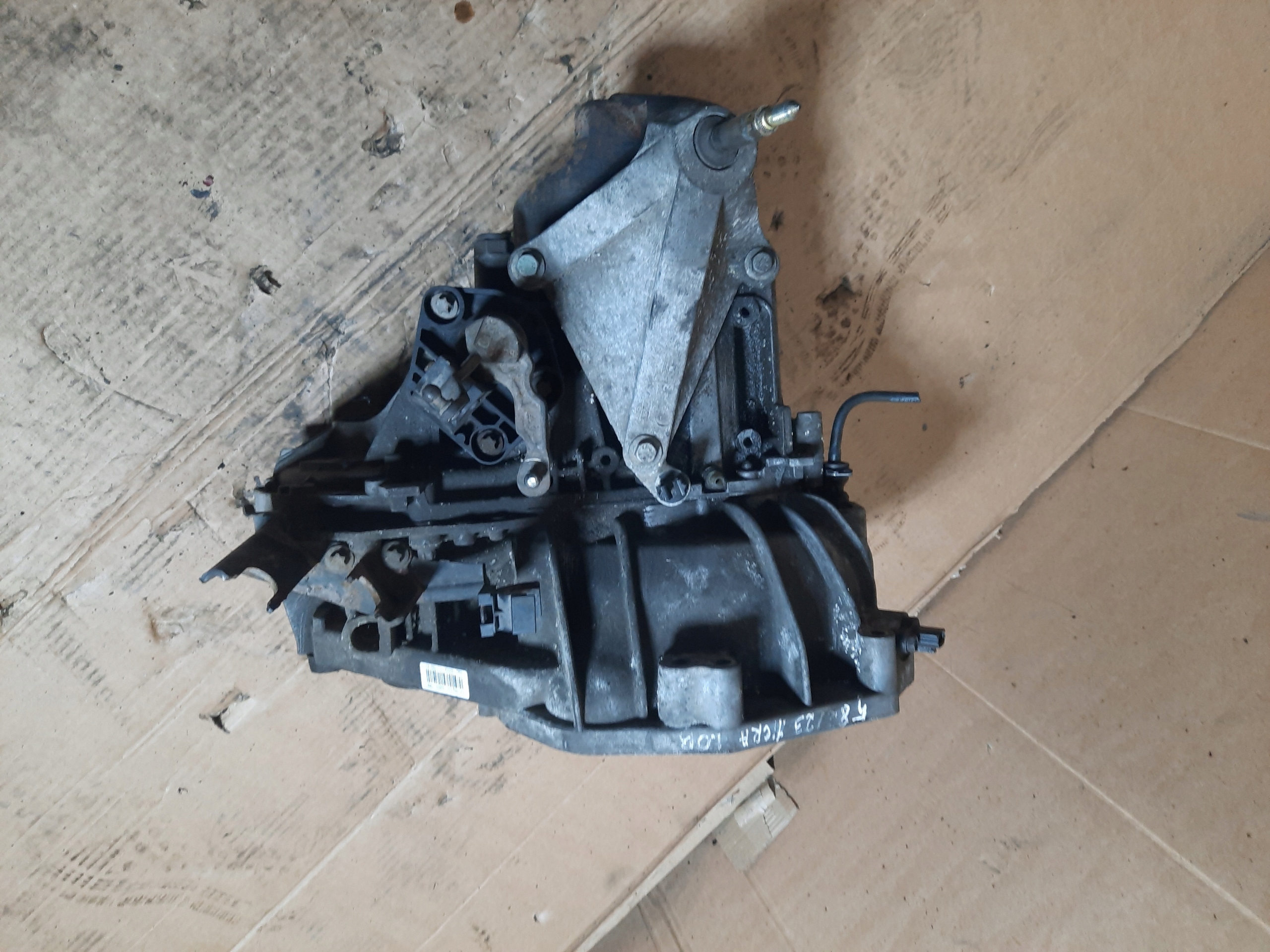 Nissan OE JH3110 CAMBIO