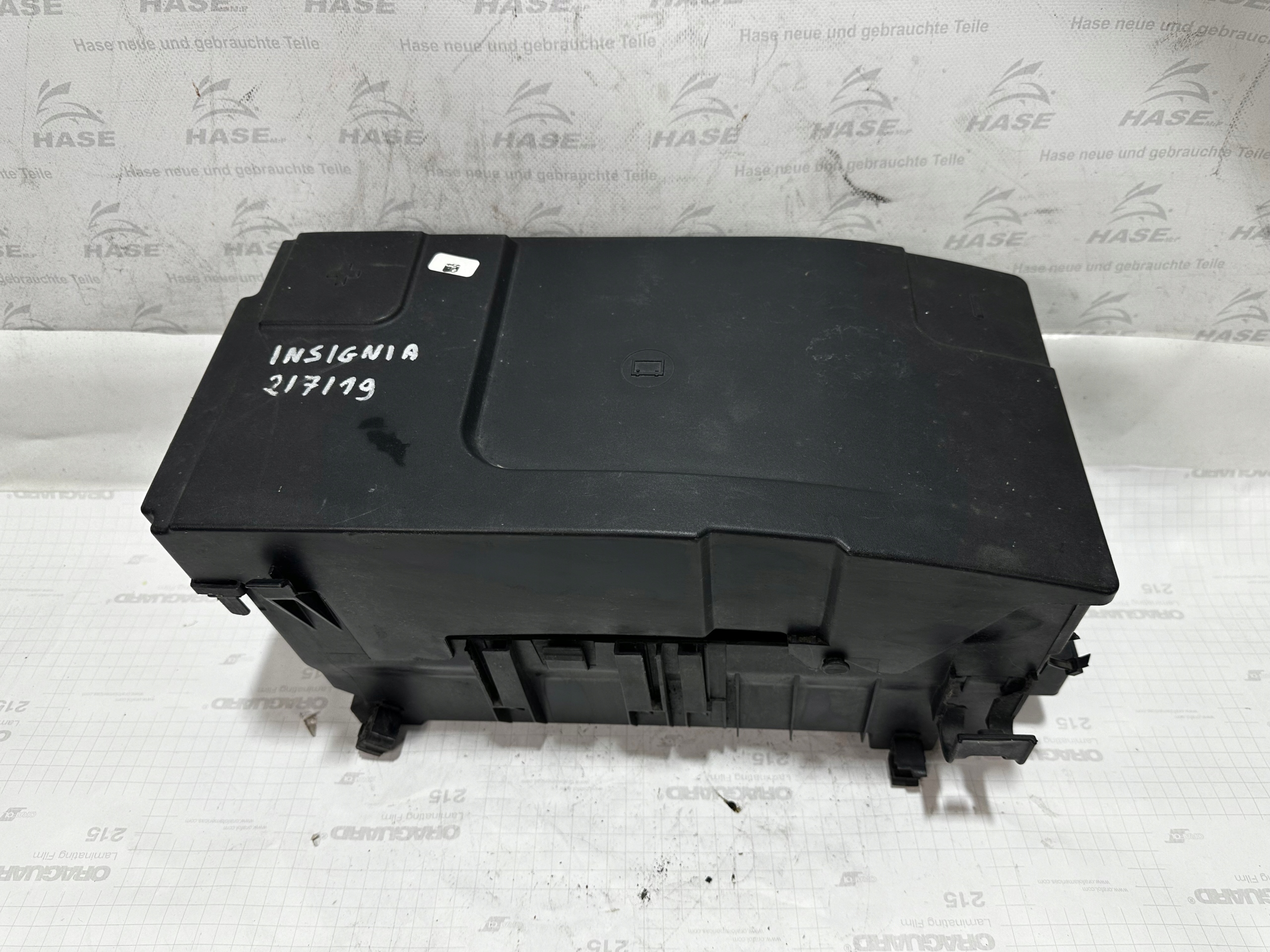 Opel Insignia A osłona obudowa akumulatora 13243606