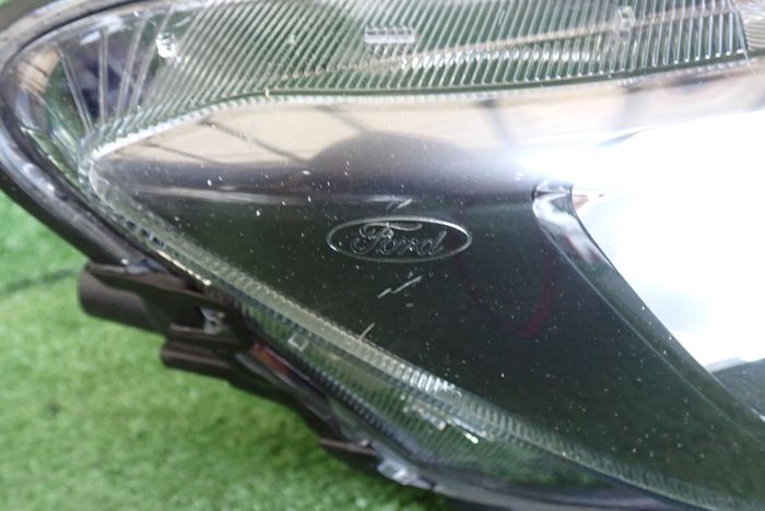 FORD TOURNEO CONNECT MK3 III 23- reflektor right light right