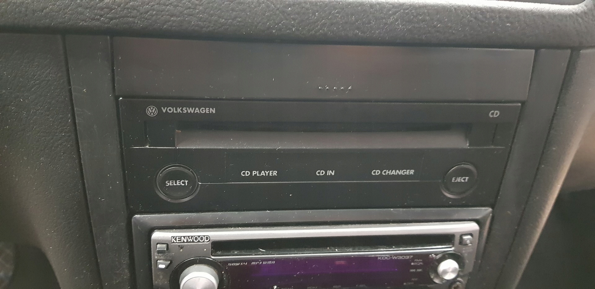 ZMIENIARKA CD ZMIENIARKA PŁYT VW GOLF 4 IV BORA POLO PASSAT B5 1997-2003