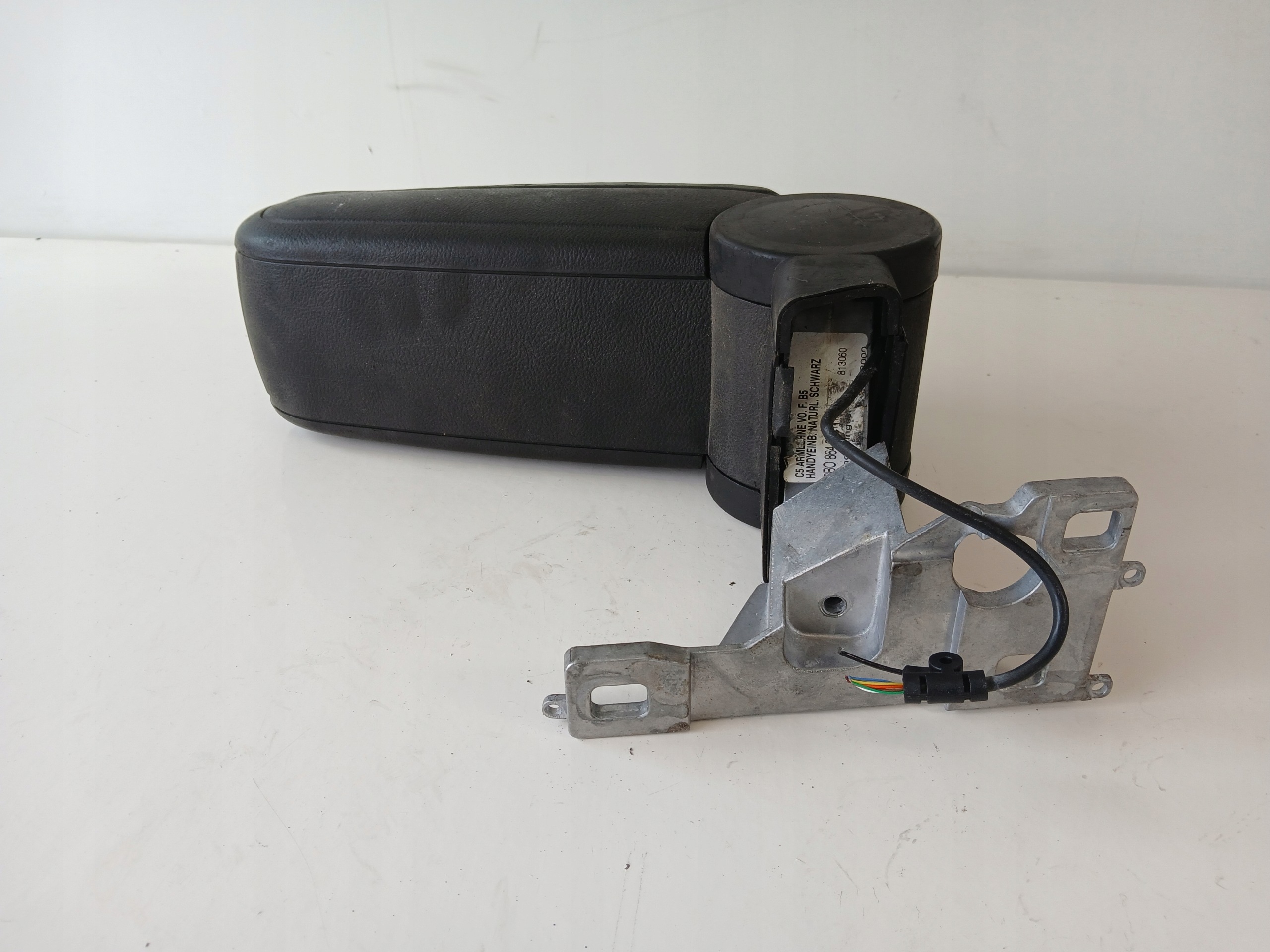 VW PASSAT B5 armrest passenger compartment SPRAWNY SKORZANY leather