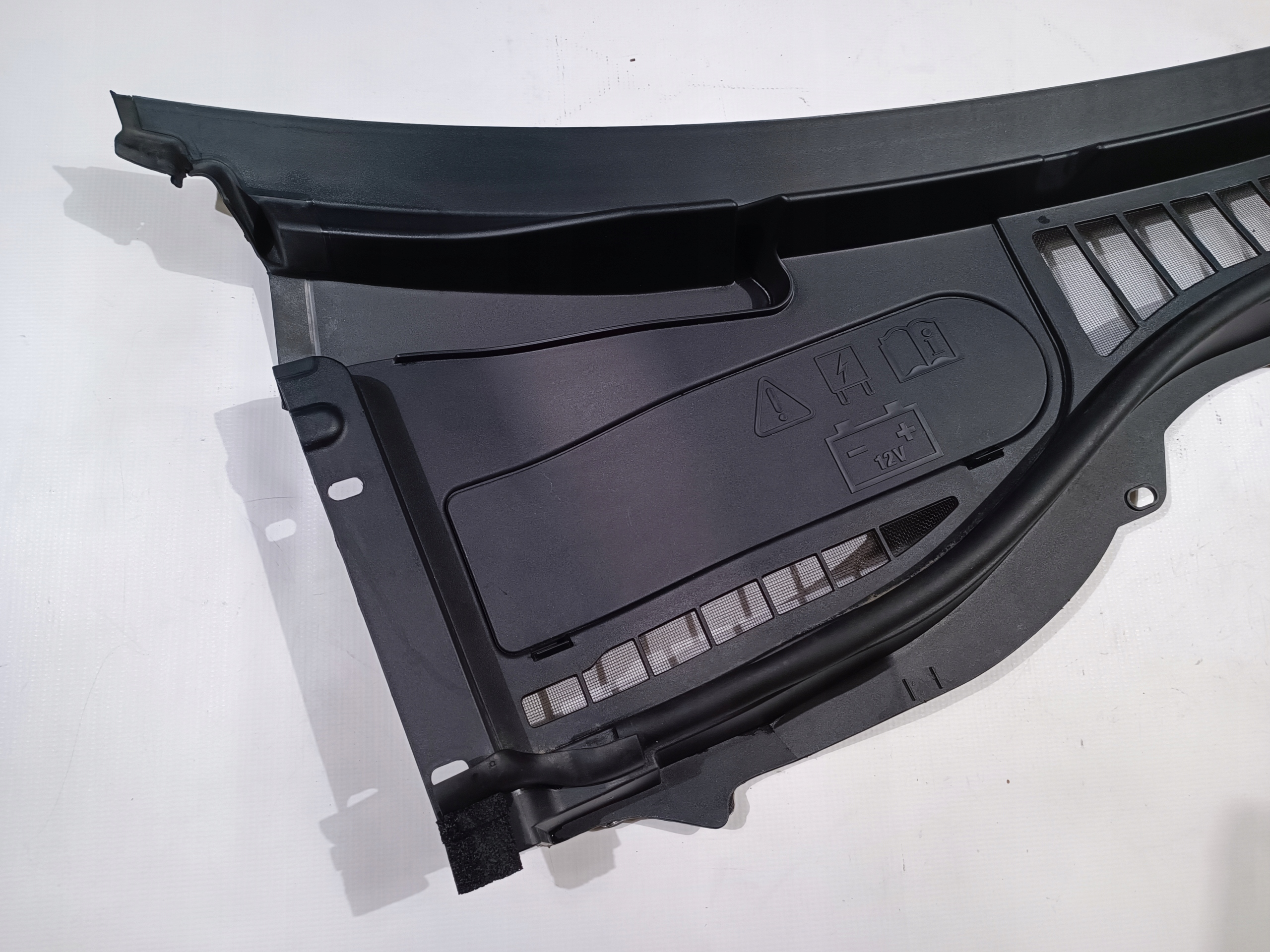 torpedo right Ford Explorer VI 2020