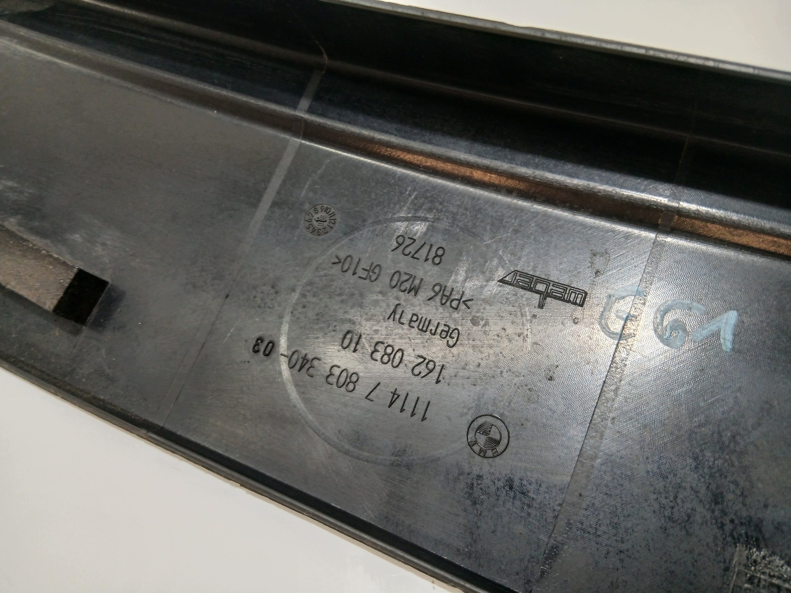krytka stěny předního BMW 5 E60 E61 7803340