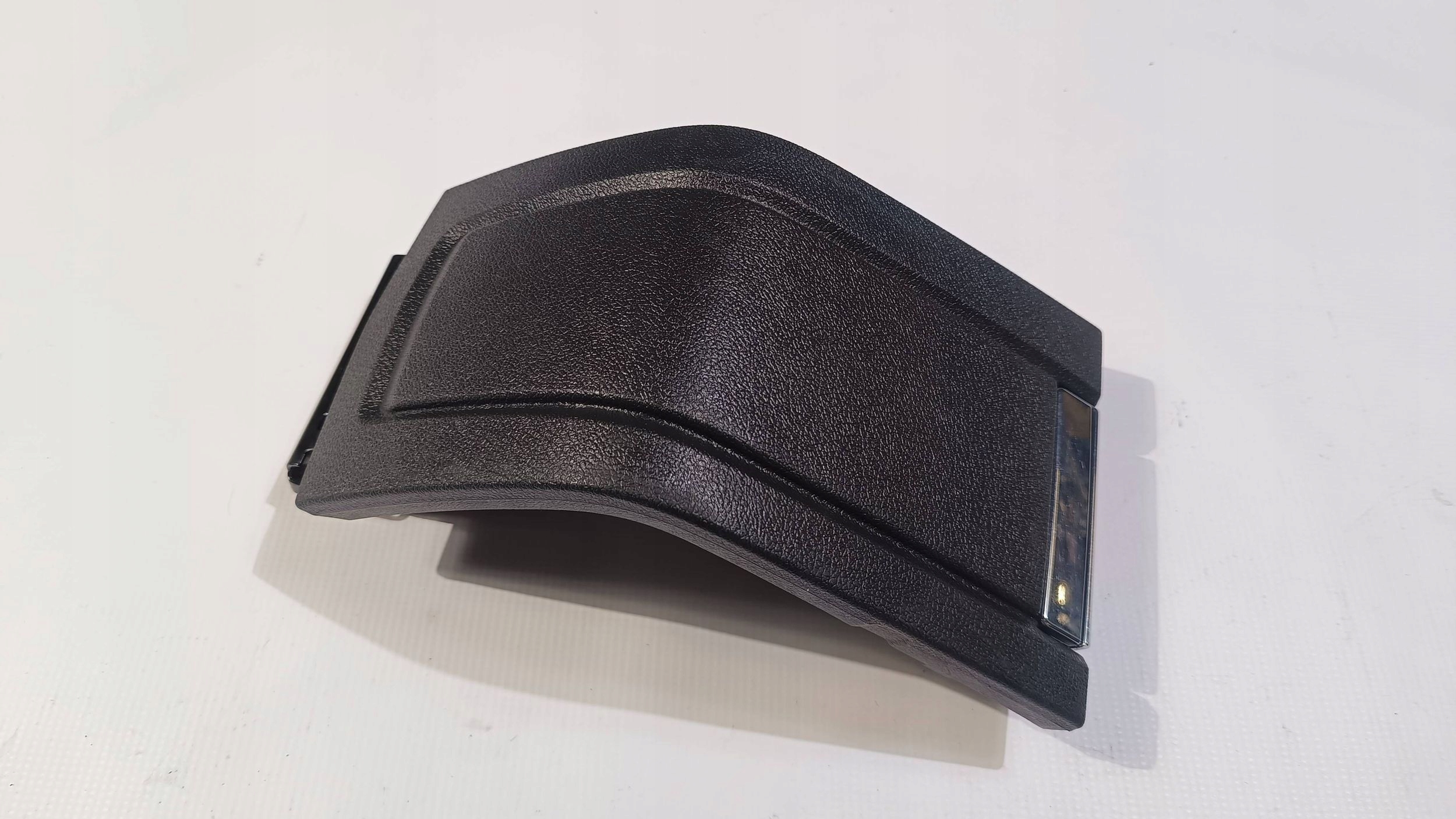 armrest zamkniecie passenger compartments passenger compartment Ford Mustang 2010-2014