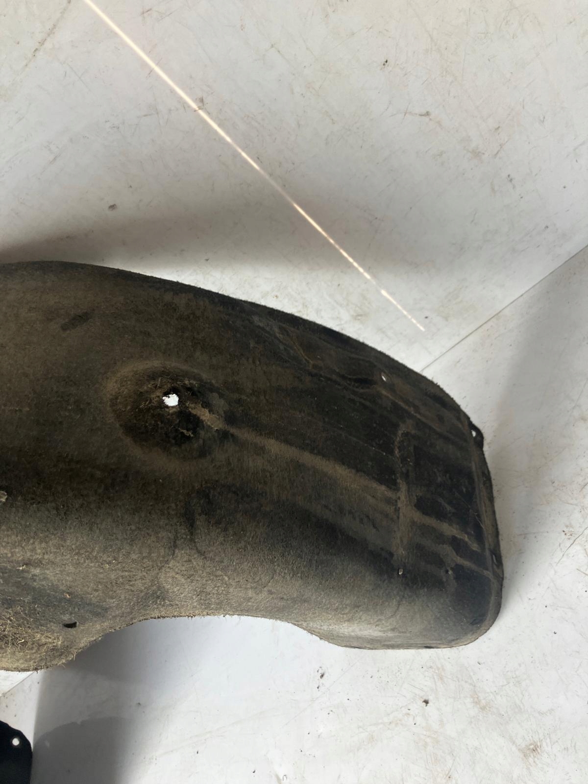 подкрылки задний правый tesla MODEL S