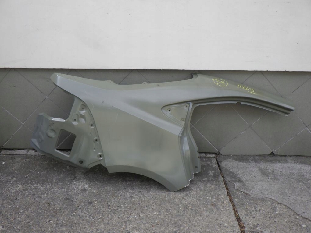 TOYOTA COROLLA E21 Berline 18- Aile Arrière Droite