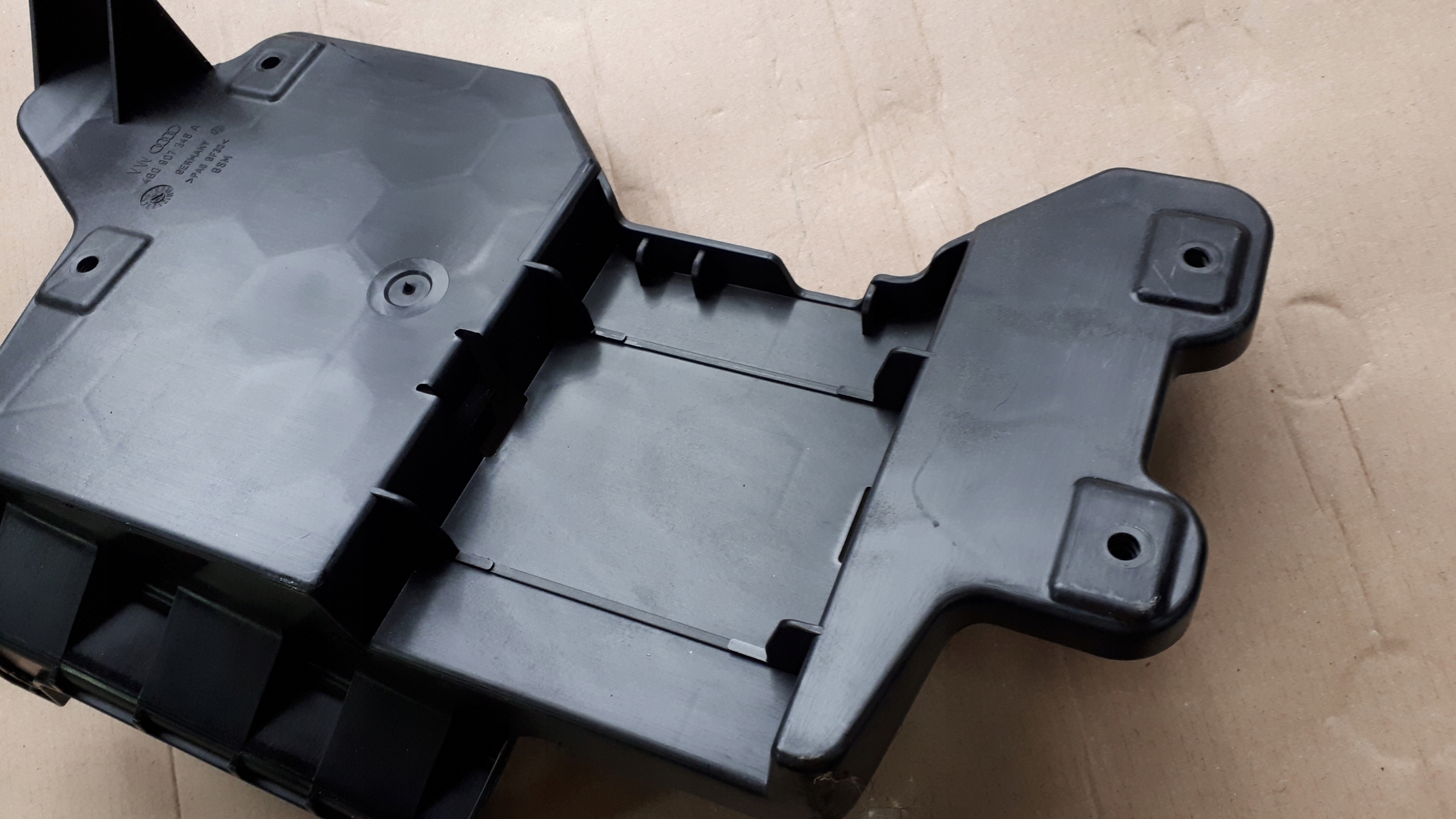 A6 C7 4G A7 bracket STEROWNIKOW BOSE 4G0907348A