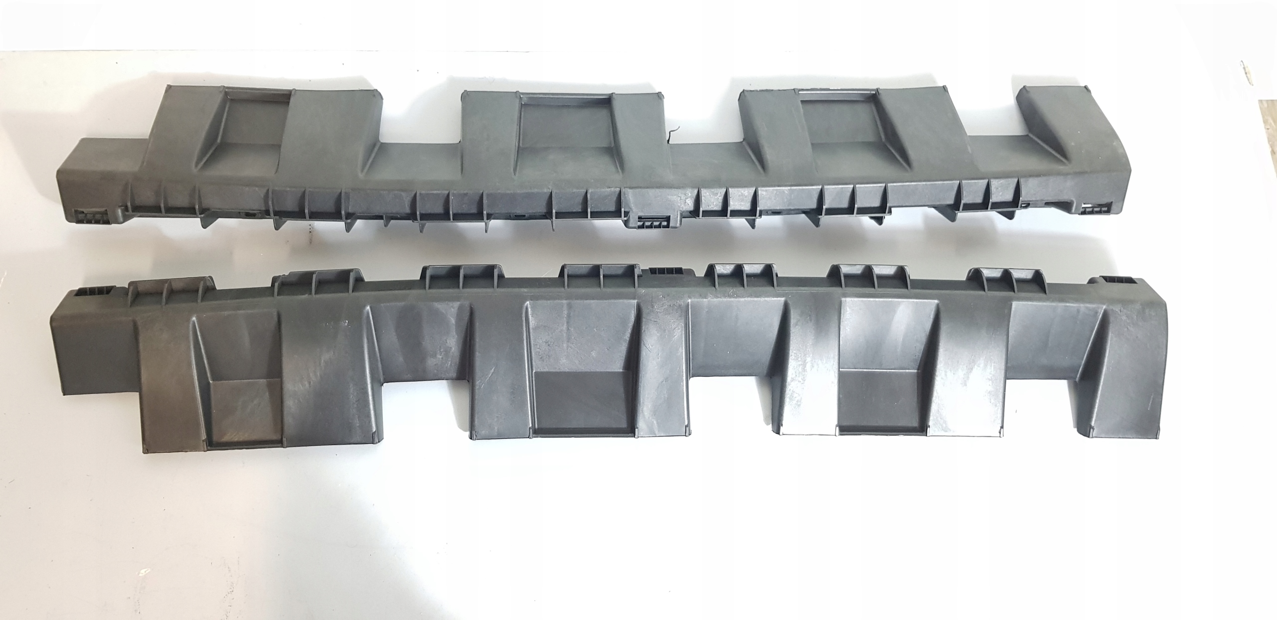 DACIA DUSTER MOCOWANIE LISTWY PROGOWEJ LEWE PRAWE