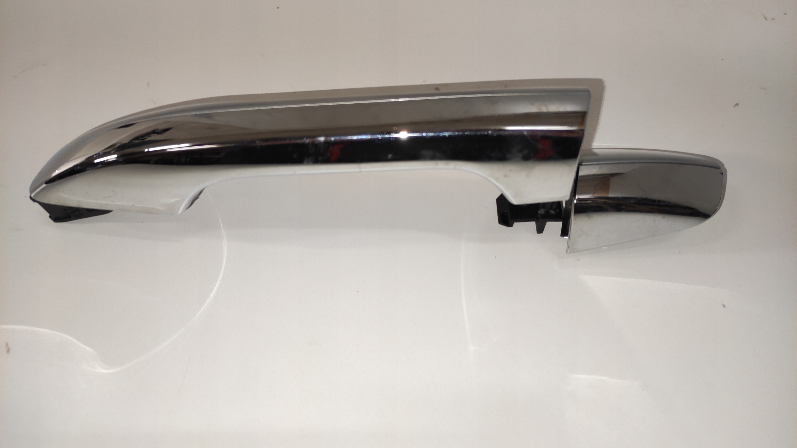 KIA OPTIMA IV handle CHROM front left 4SS 15-19