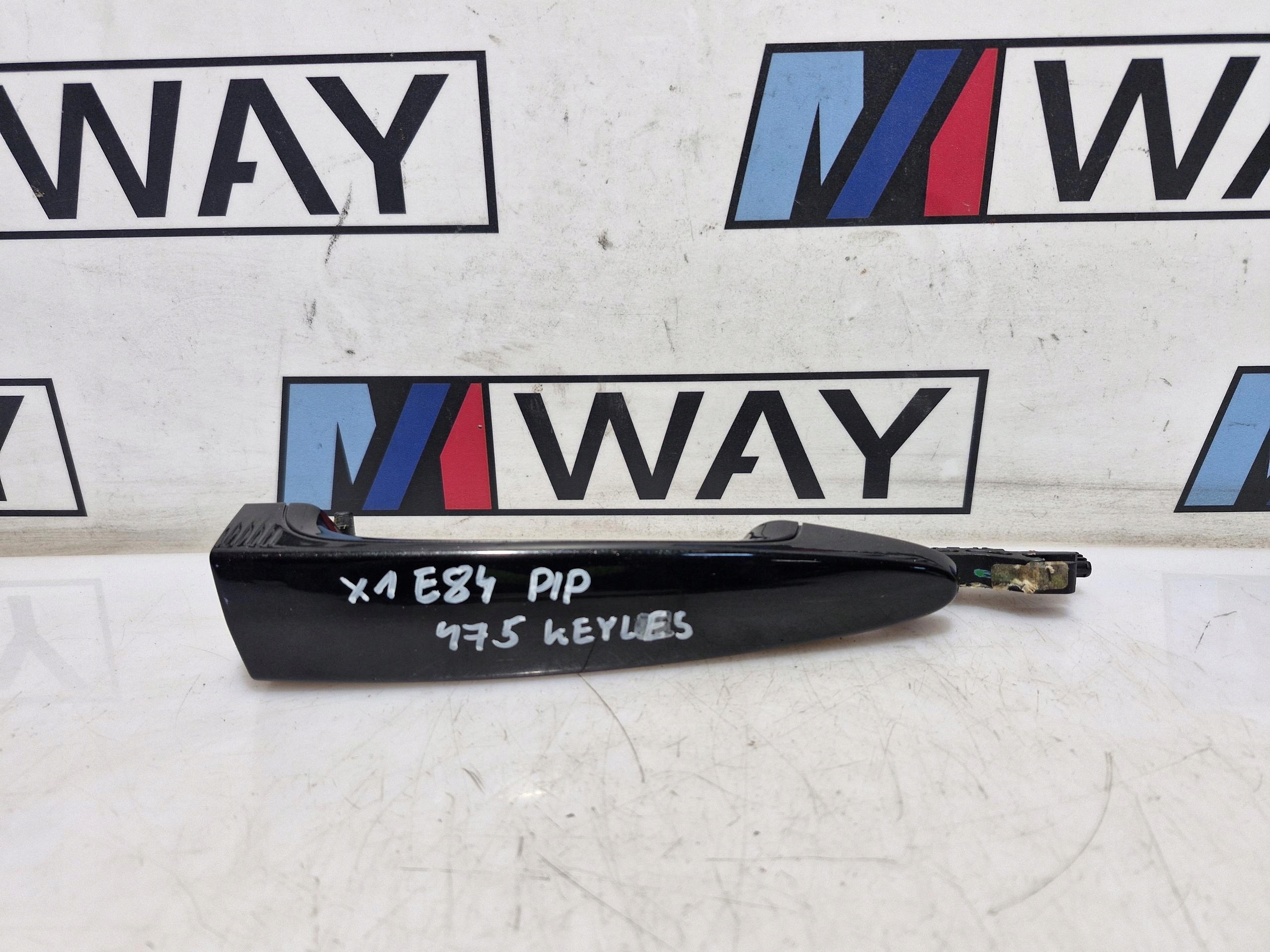 7138250 BMW X1 E84 holder handle door right front KEYLESS 475