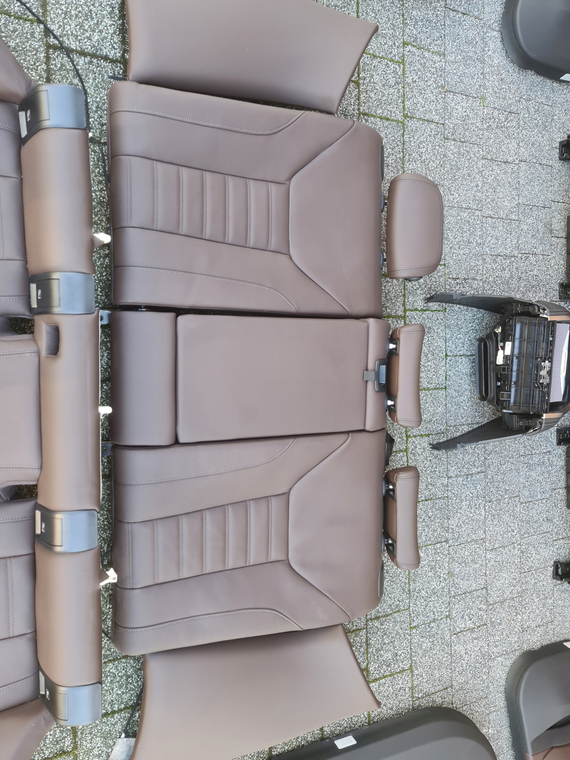 BMW G26 I4 комплект кресла MOKKA