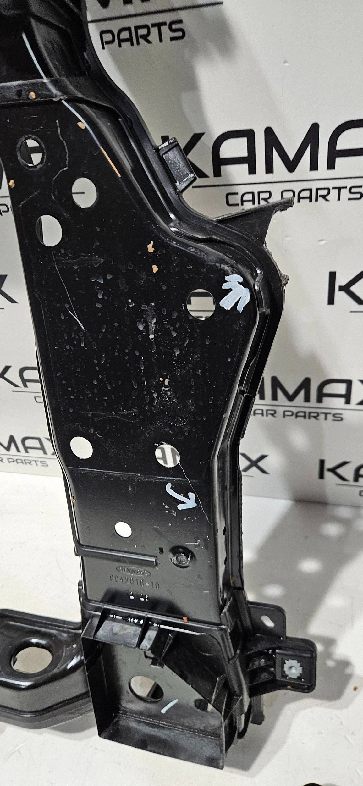 schlossträger vorne Renault Captur II 625000059R