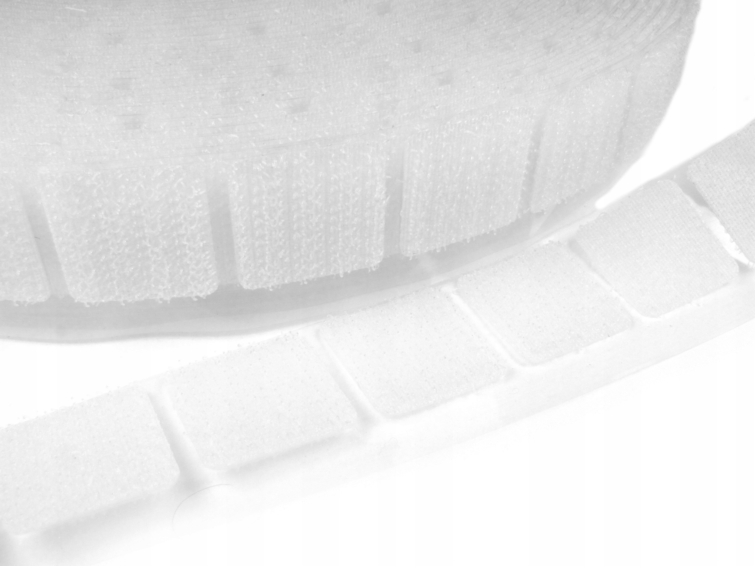 Suchý Zip Samolepicí Čtverce 25mm 800ks Háček