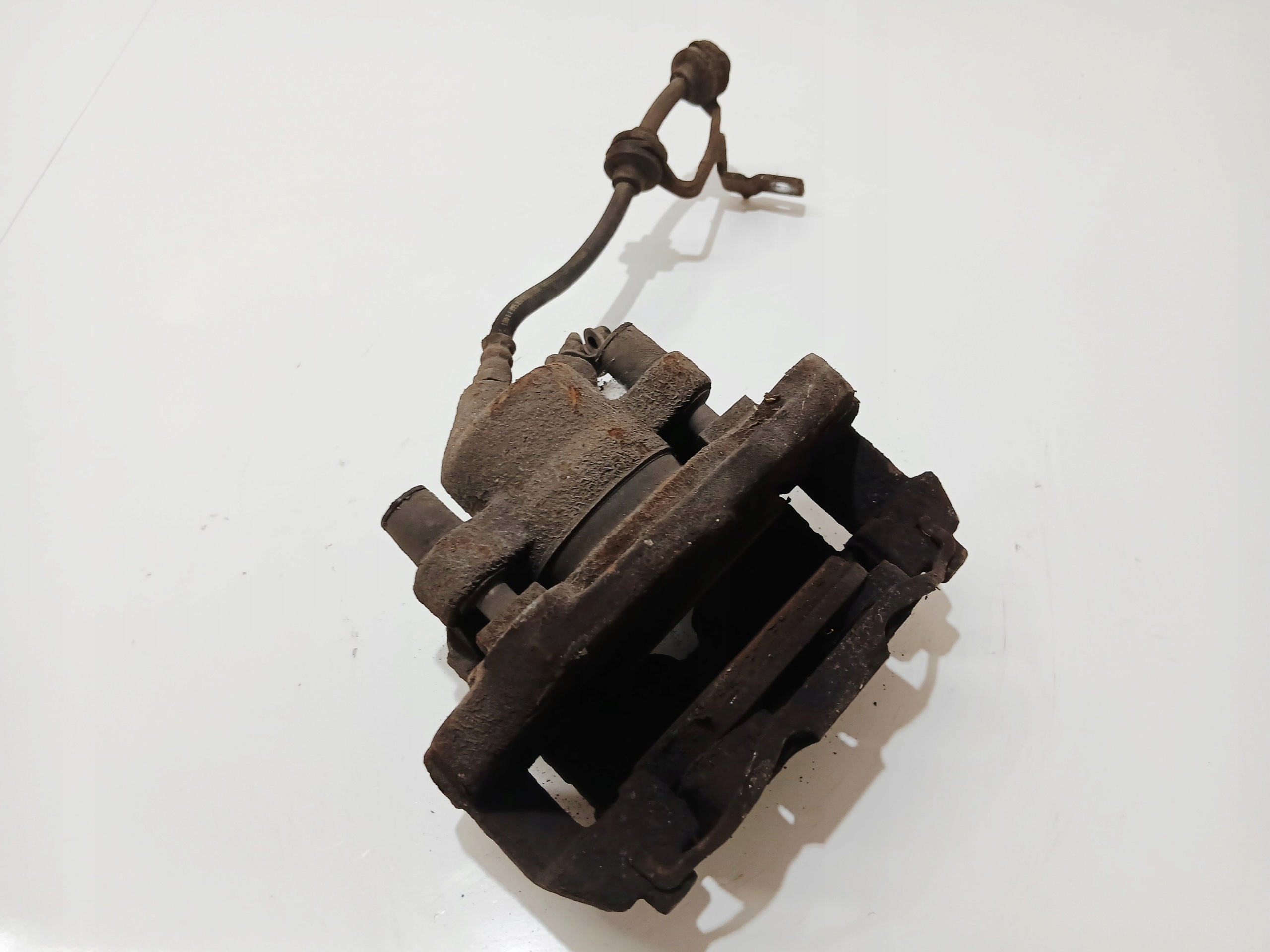 caliper brake left front BMW E90 E91 N47 54/24 (24235587)