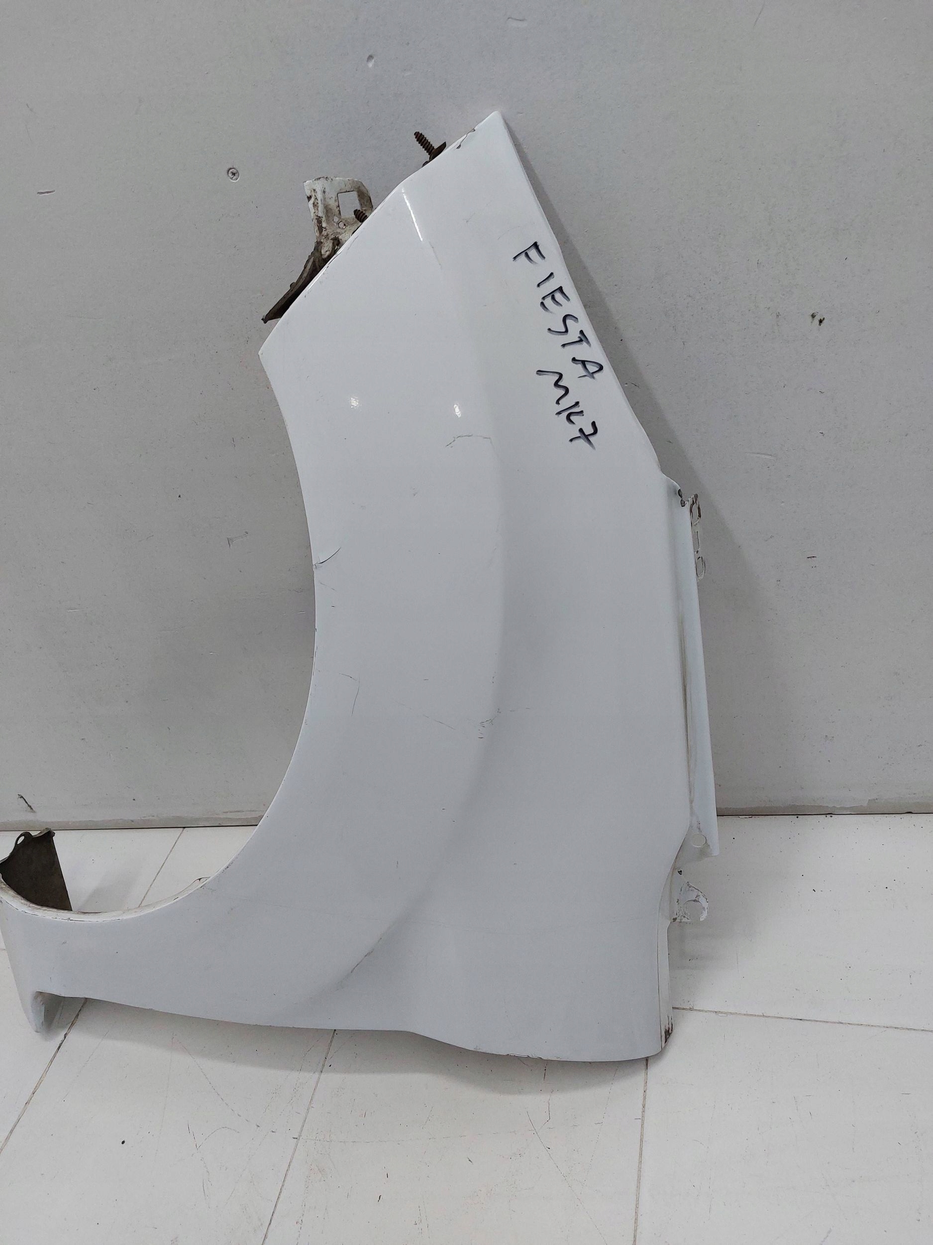 FORD FIESTA MK7 08-17r fender left front