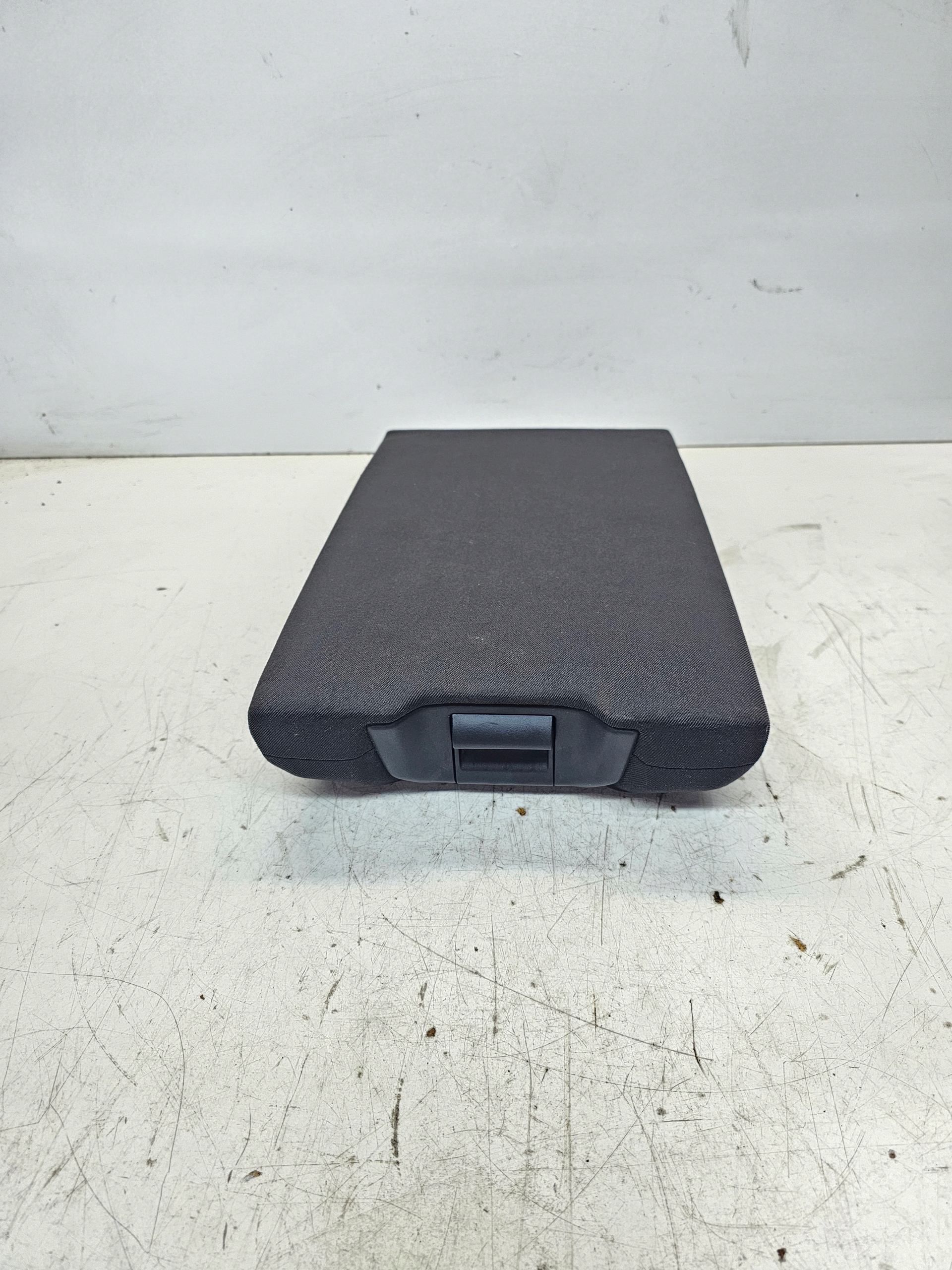 bracciolo KANAPY posteriore AUDI A4 B9 A5 8W WELUR