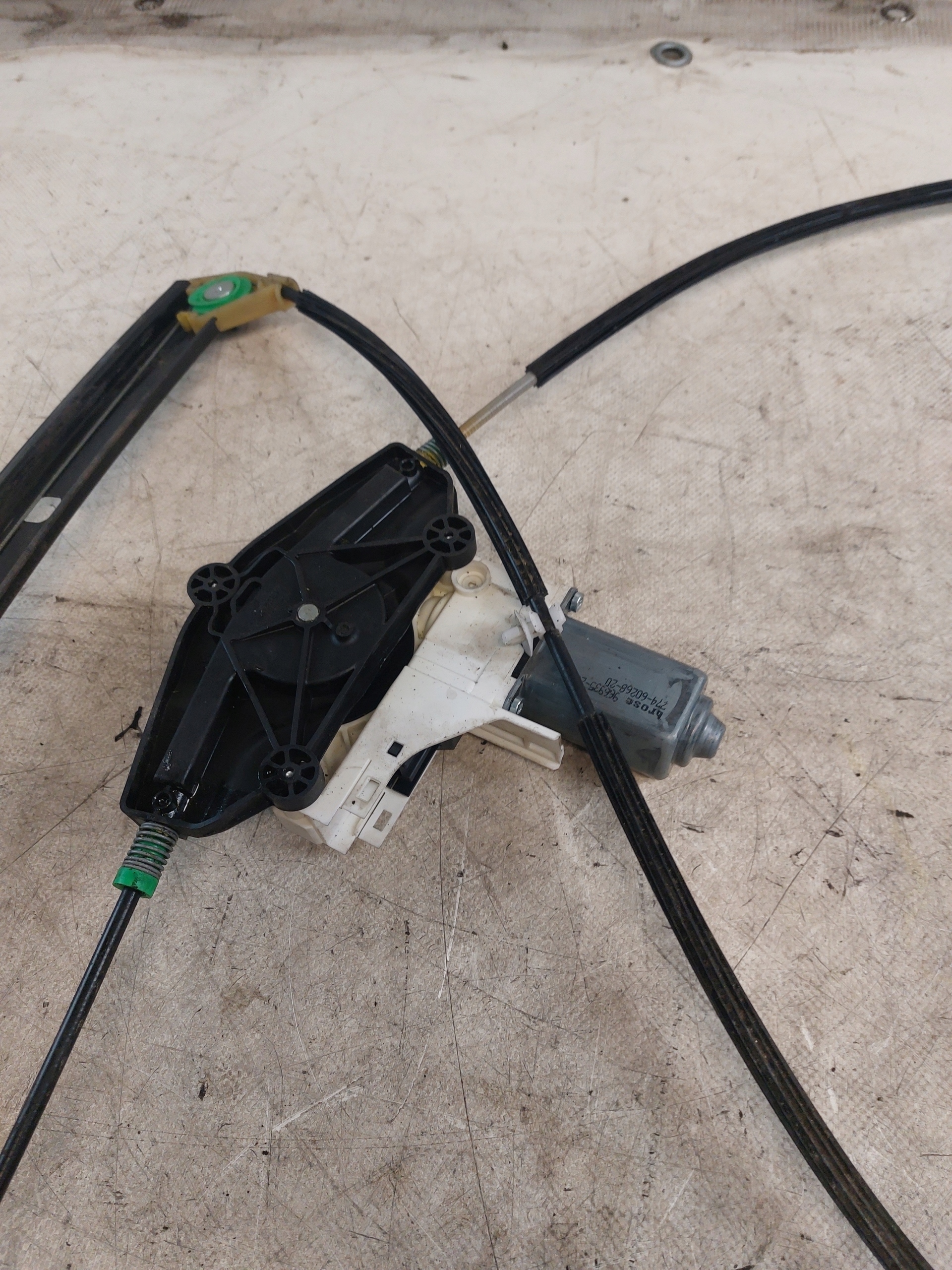 window regulator left front AUDI A4 B8