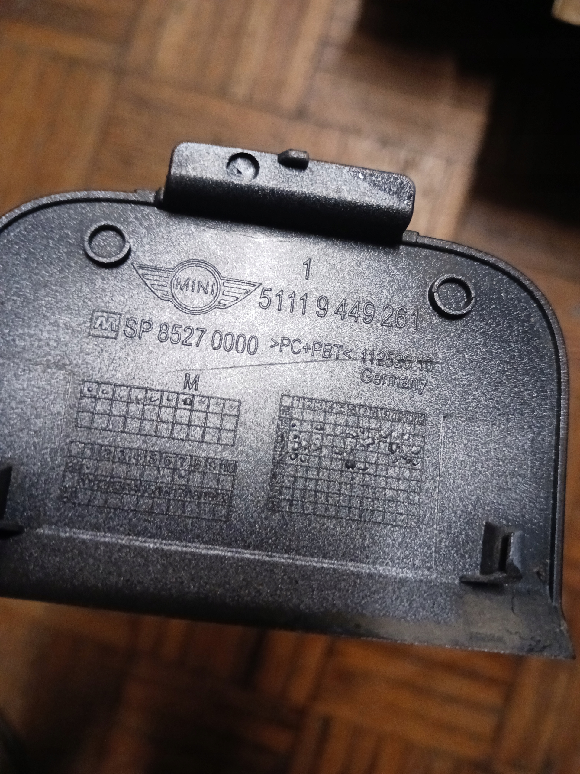 ABSCHLEPPÖSE DER STOSSSTANGE VORNE MINI F60 9449261 ORYG