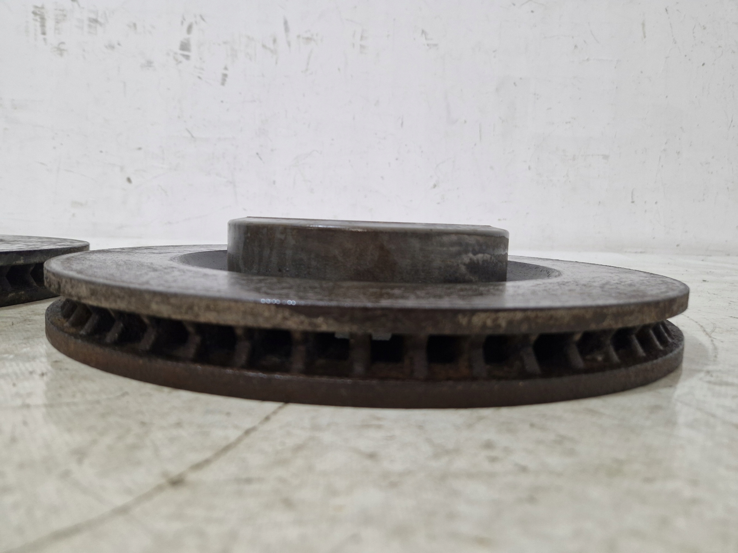 FORD EXPLORER VI MK6 2020- 2.3 discs brake front