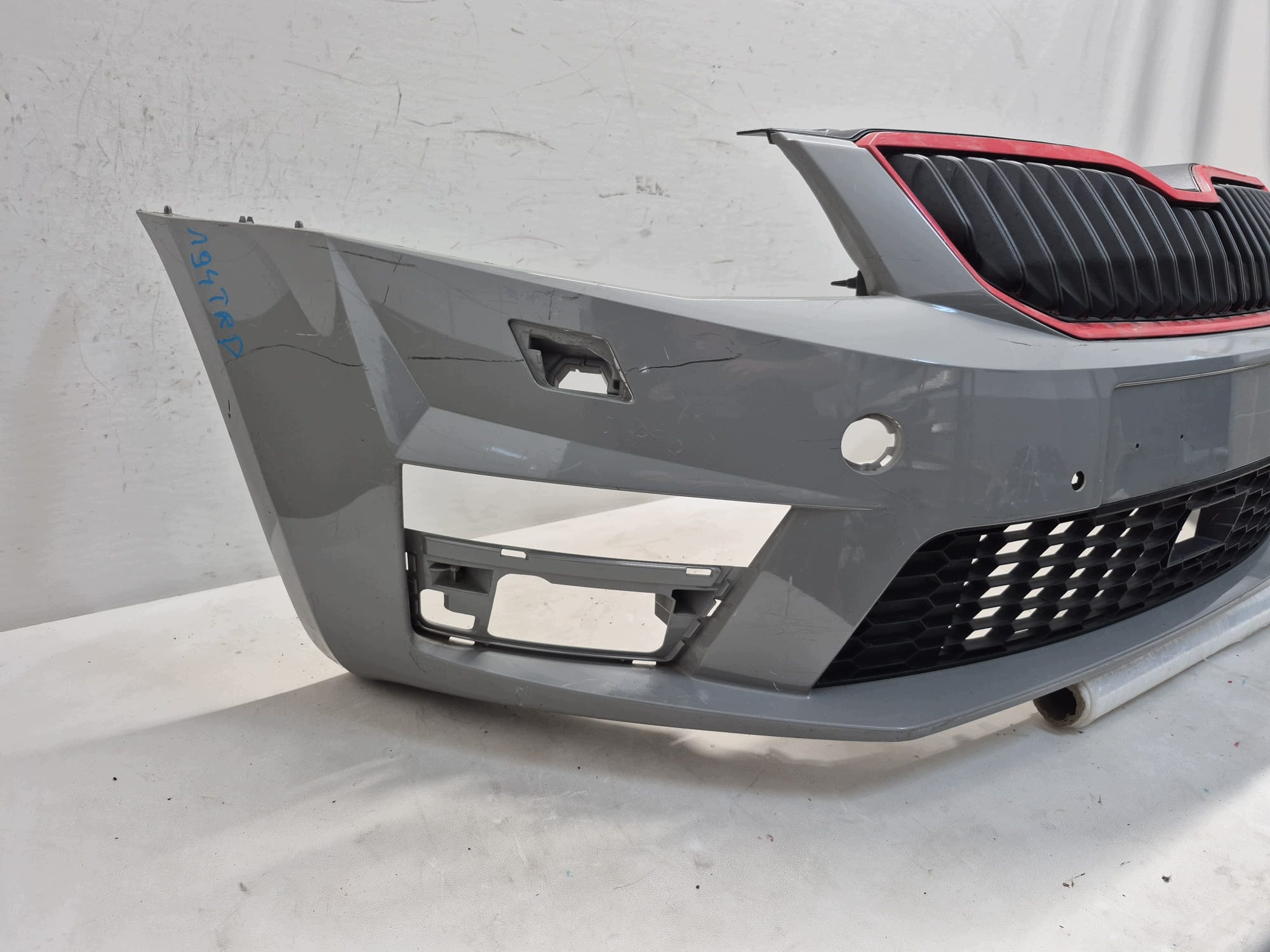 SKODA OCTAVIA III RS 5E0 12- bumper front front SPR PDC 5E0807221F