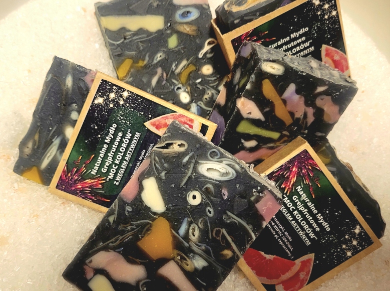 Mydło GREJPFRUTOWE węgiel aktywny NATURALNY SKŁAD do ciała twarzy 130g Marka inna