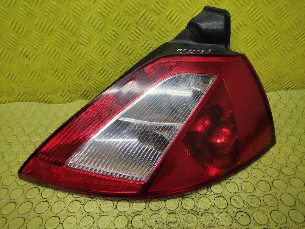 RENAULT MEGANE II light right rear part 89398081