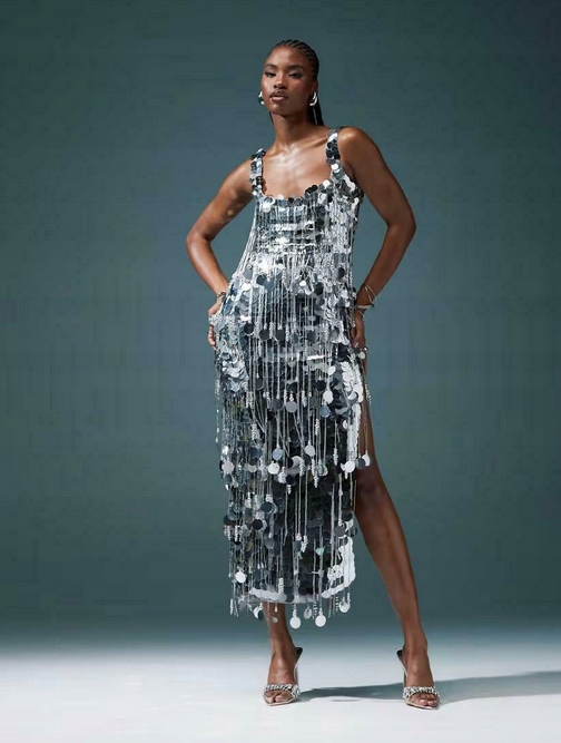 Fenoménní Zdobené Šaty S Třásněmi Flitry Design 36 S