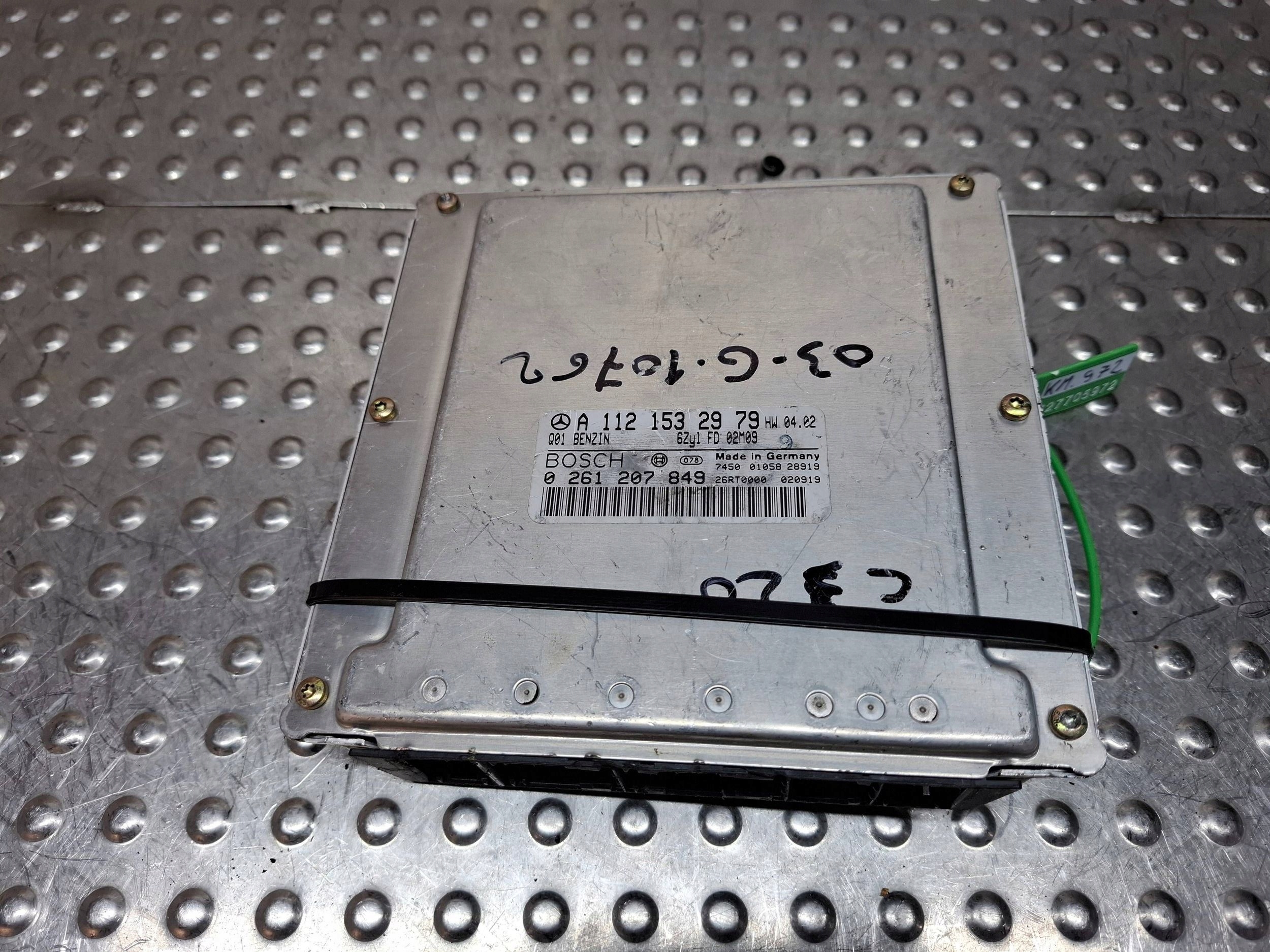 computer control unit of the engine A1121532979 0261207849 MERCEDES W203