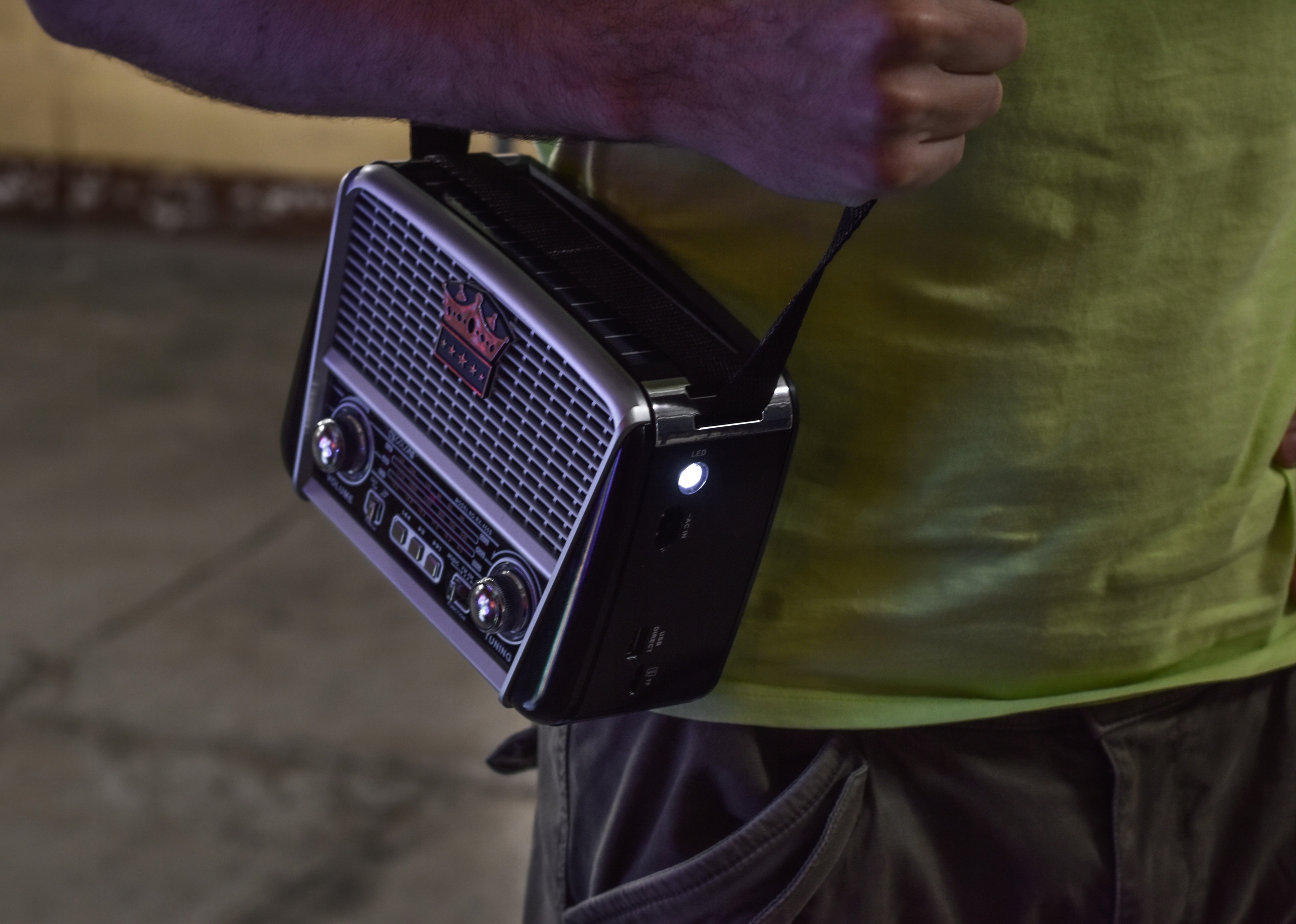 RADIO RETRO SOLAR SOLARNE LATARKA LED GŁOŚNIK USB Funkcje inne