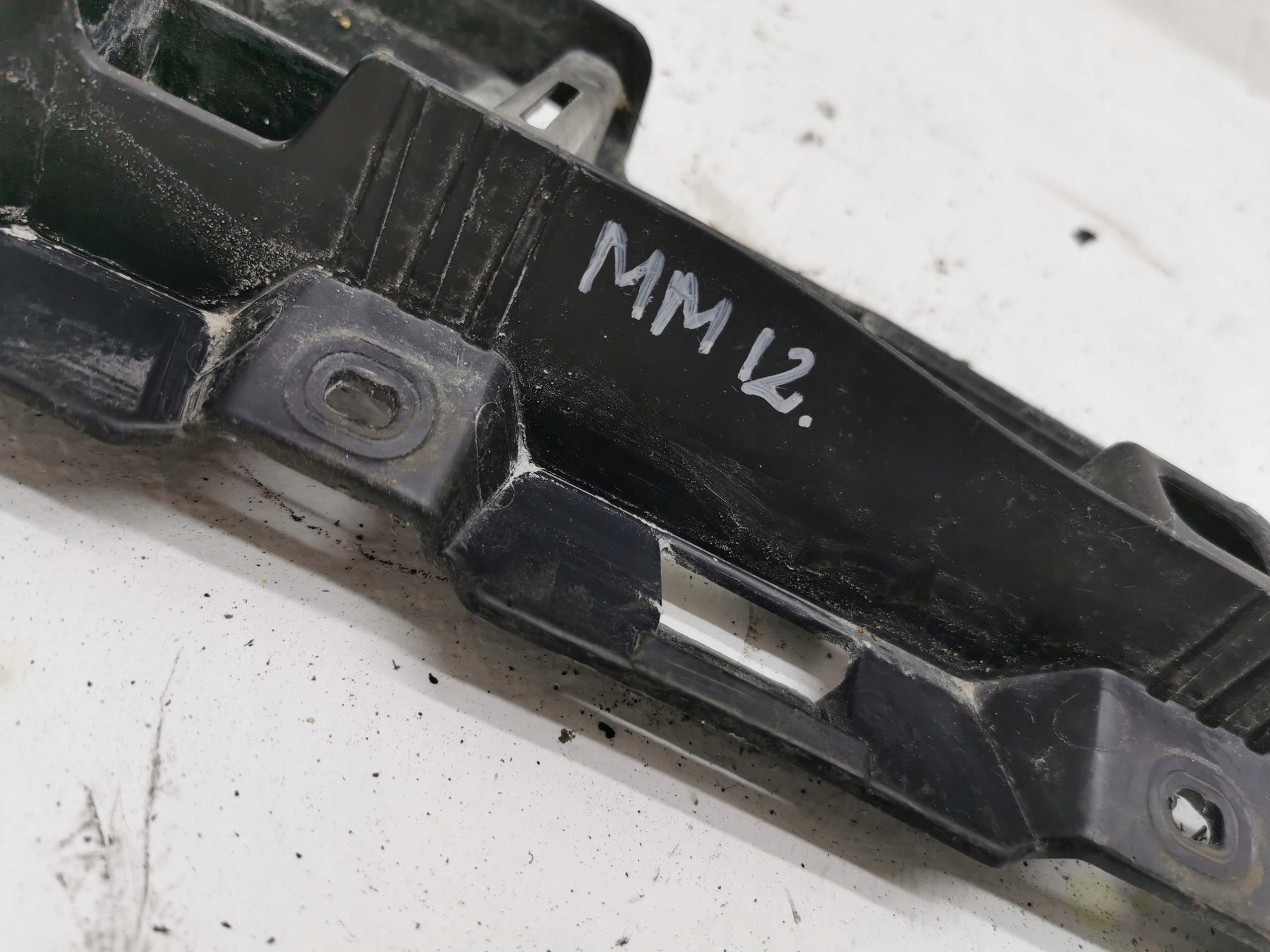 bumper bracket rear RENAULT LAGUNA III 850320001R
