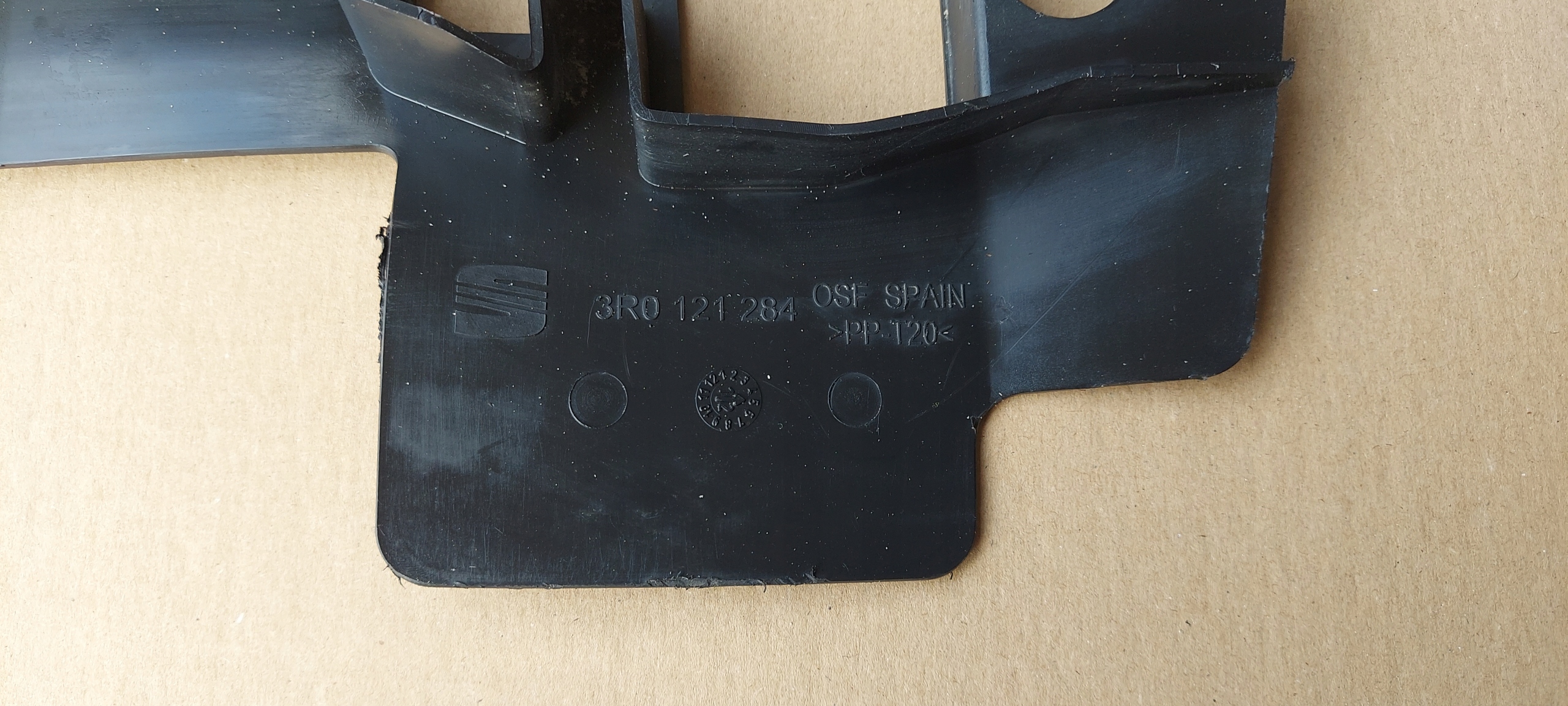 LENKRAD LUFT SEAT EXEO KOMPLET 3R0121283A 3R0121284