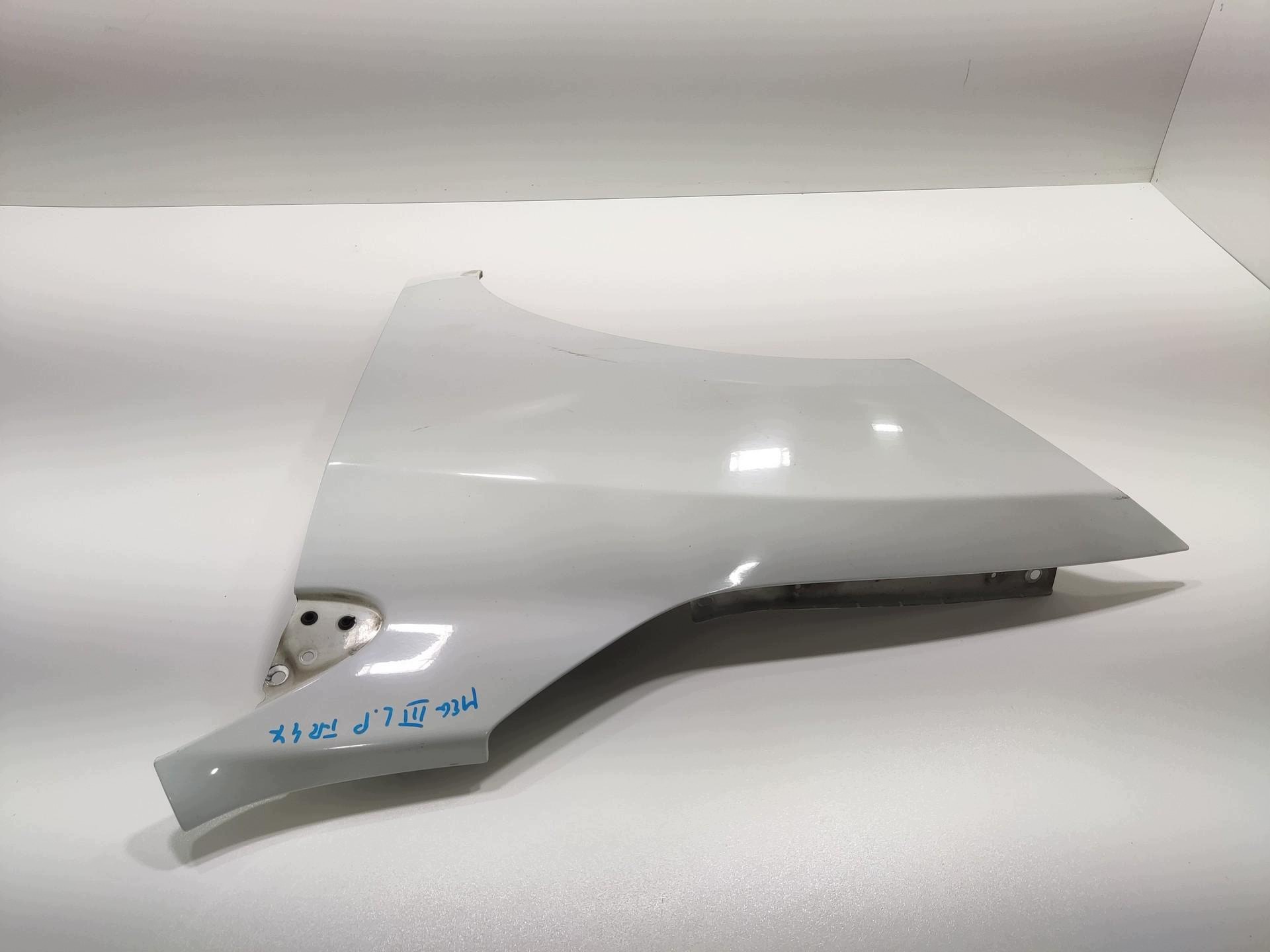 fender left front front RENAULT MEGANE III 2008-2013