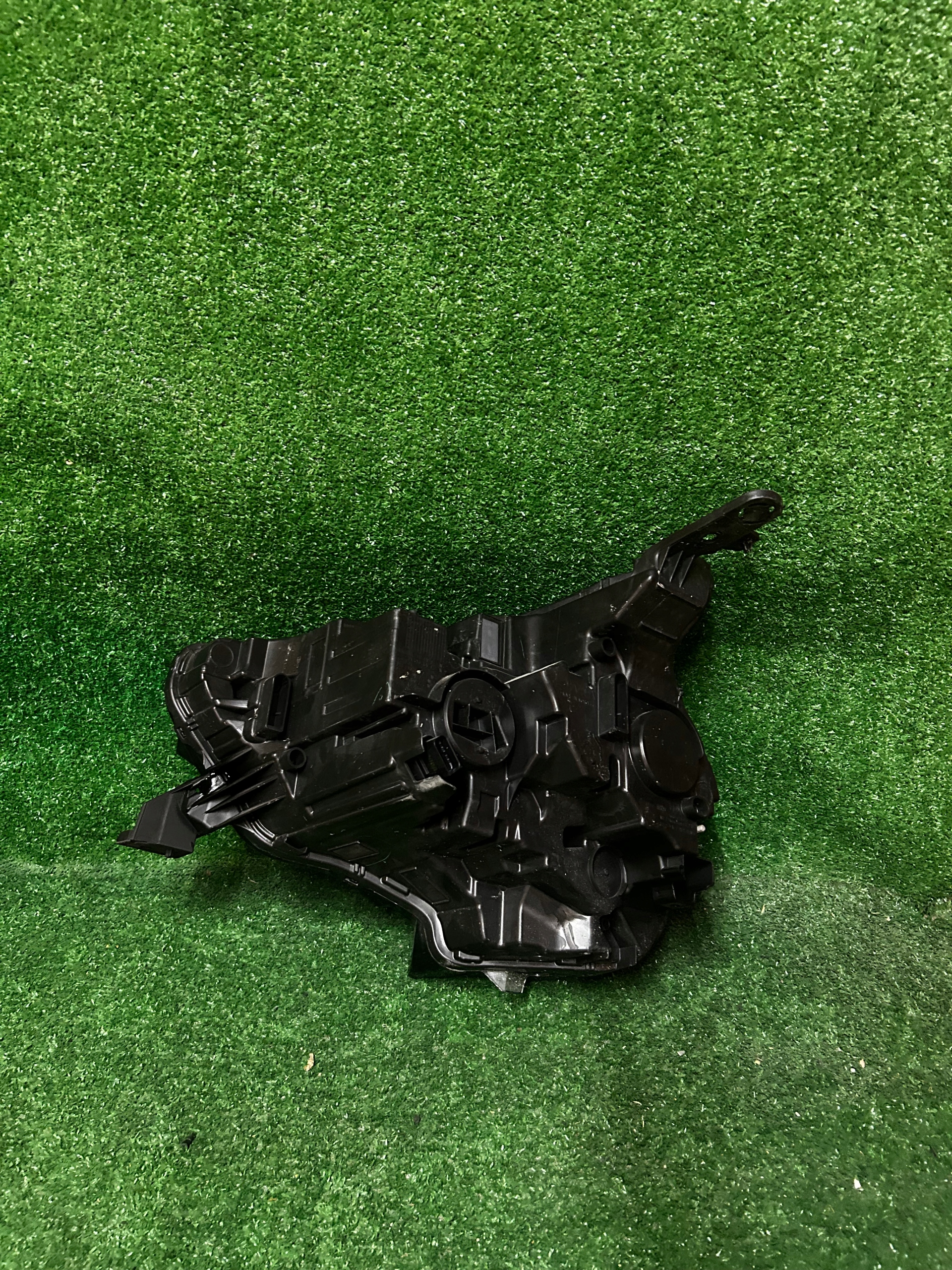 REFLEKTOR right CITROEN C4 III LIFT NR.R