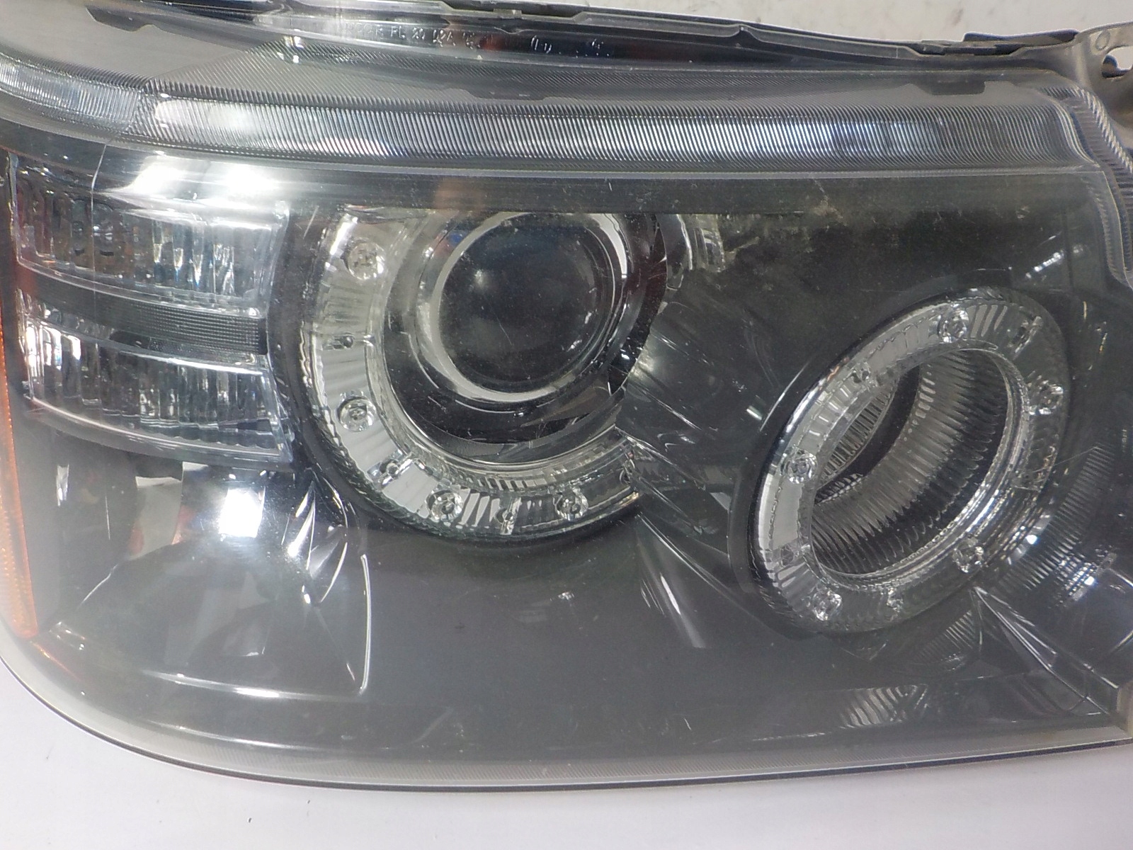 RANGE ROVER SPORT L320 XENON LIFT light right front front UK