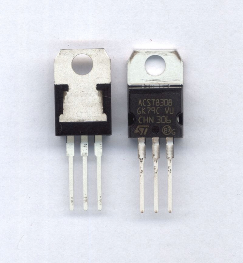 ACST830-8T 8A 800V 30mA TO-220 STM METAL TRIAK/AC SWITCH