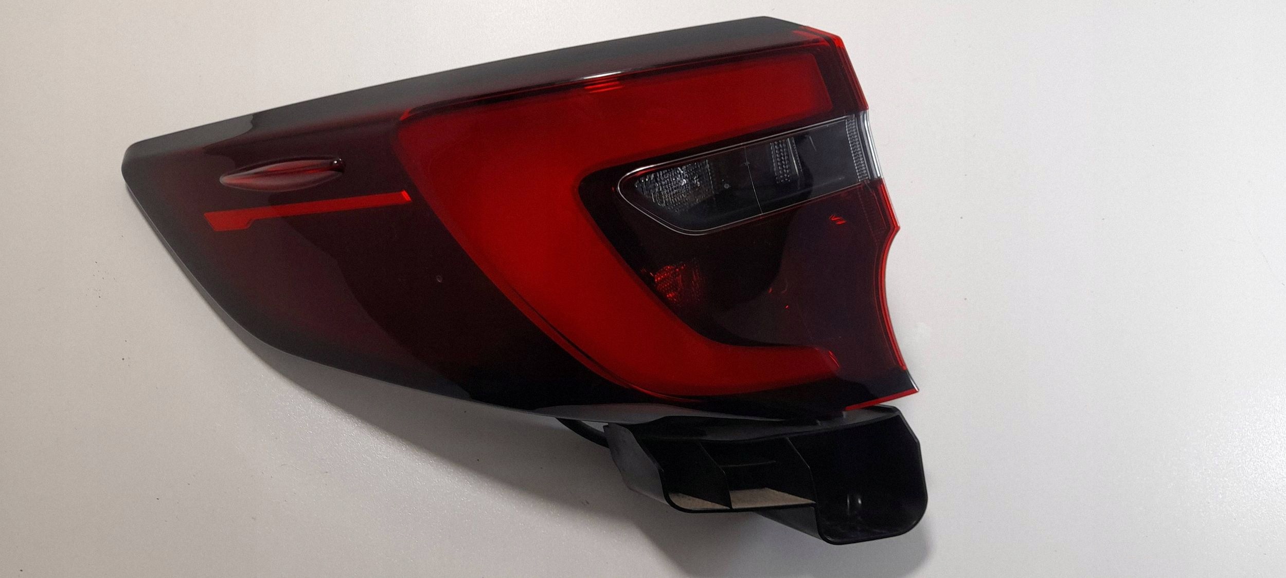 Toyota Corolla E21 Kombi lift light rear left V367010L (R470)
