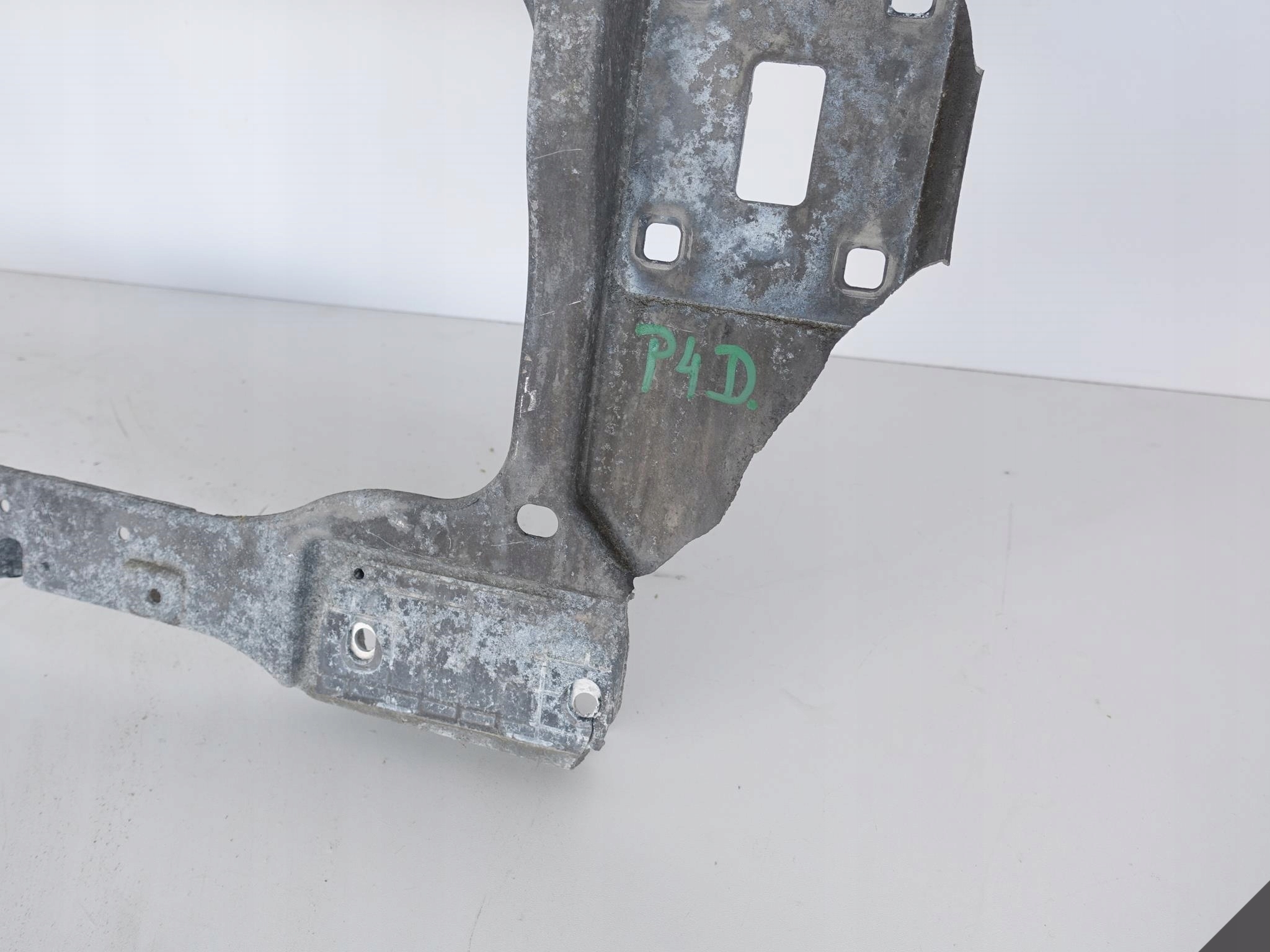TESLA MODEL S 12-16 ARMATURE ENDOMMAGÉ