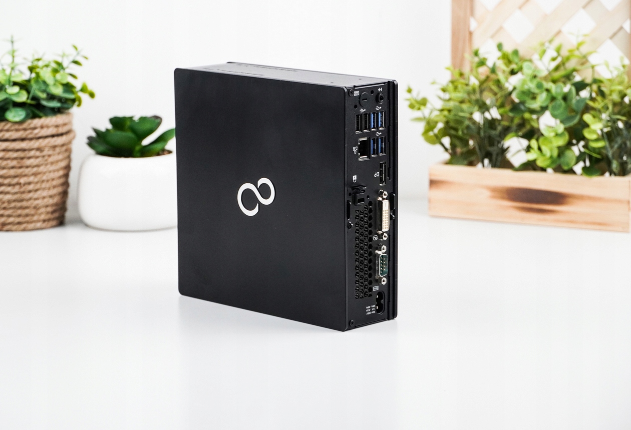 MOCNY Mini PC Fujitsu Q556 Tiny 8GB 256GB SSD Win11 DVD WIFI Pojemność dysku 240 GB