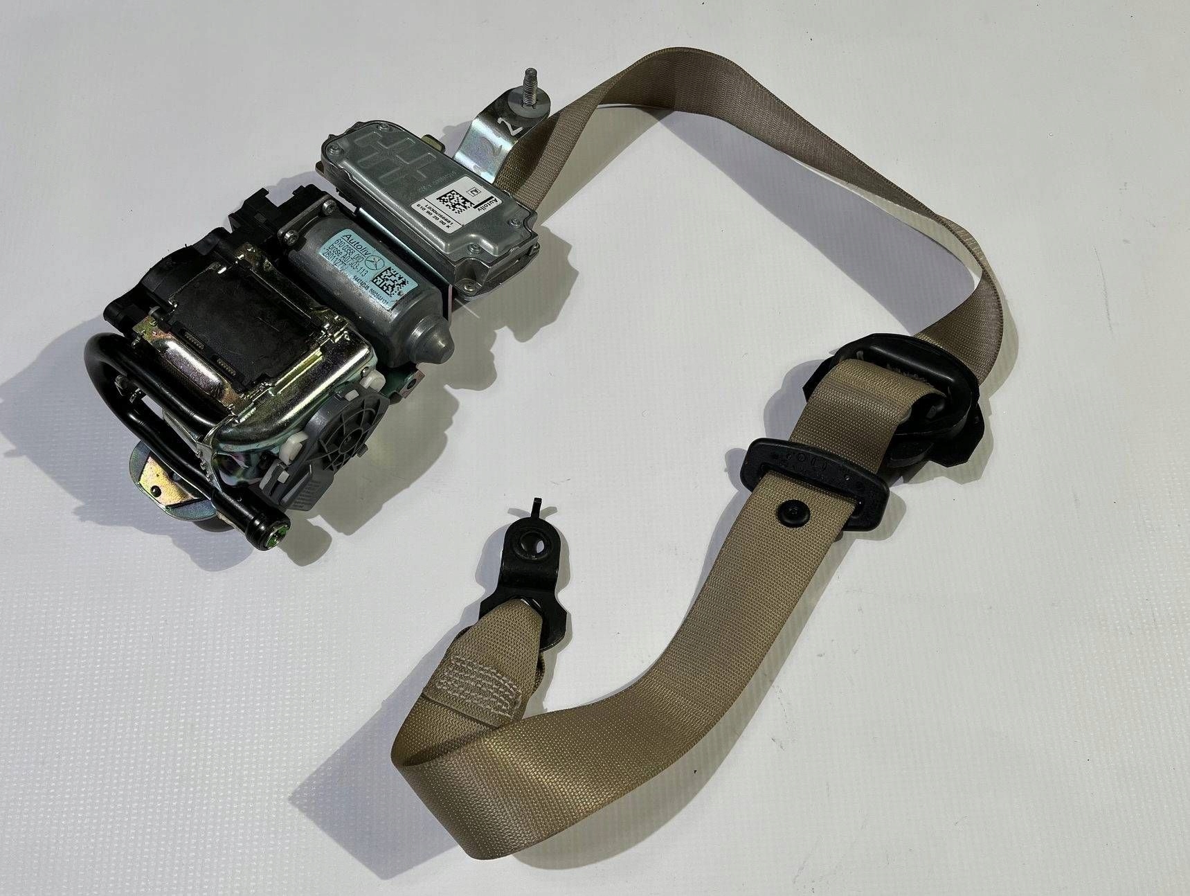 tension belt safety left driver´s without Mercedes-Benz E W212