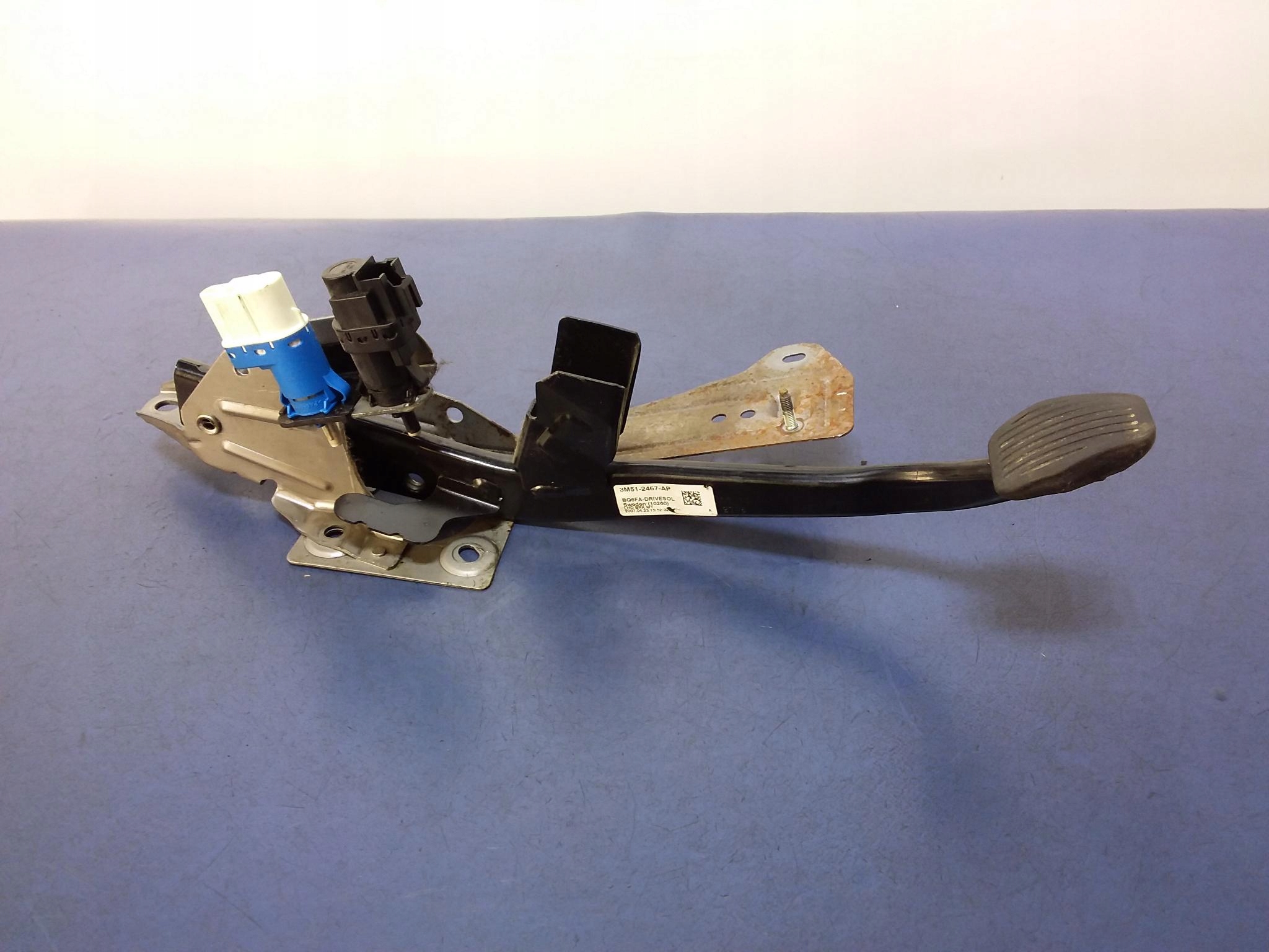 FORD C-MAX PEDAŁ CHAMULCA PODSTAWA 3M51-2467-AP