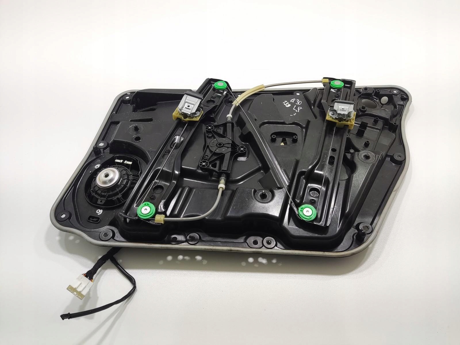 mechanism window regulator door left front INFINITI Q30 2015-2020