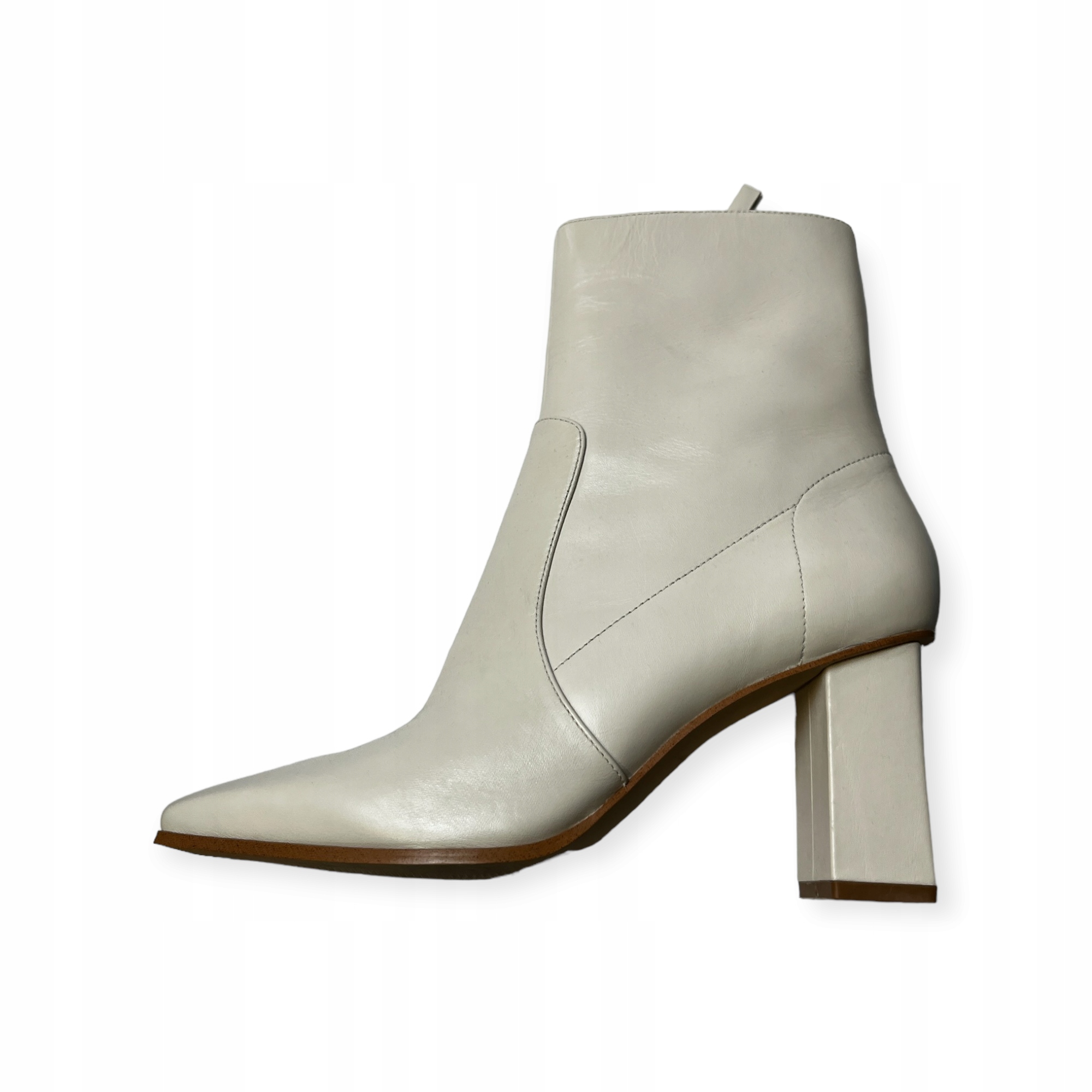 Dámské kotníkové boty nad kotník boty s bílým zipem Aldo 40