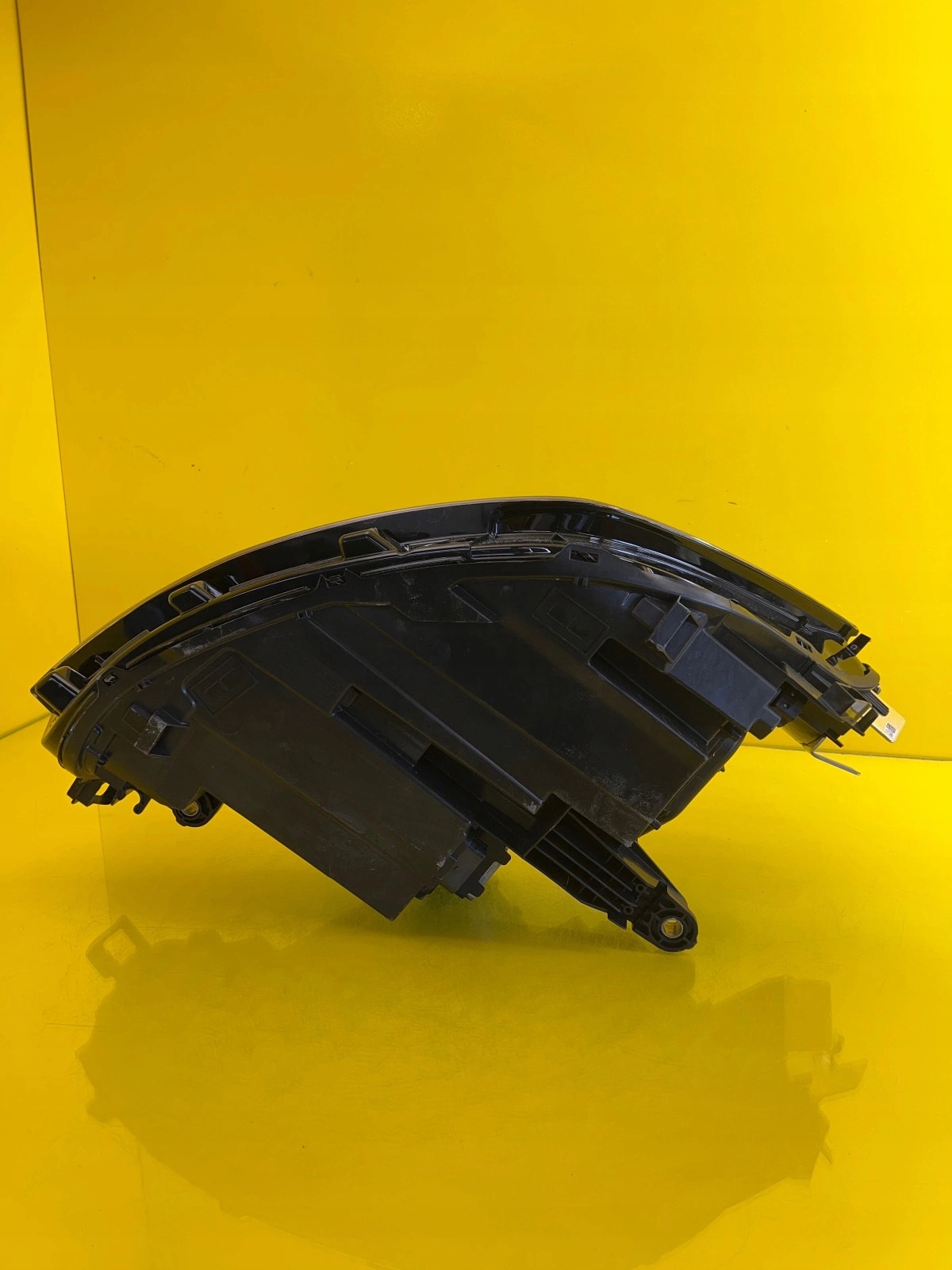 light left VW Passat B9 Full Led 3J1941005